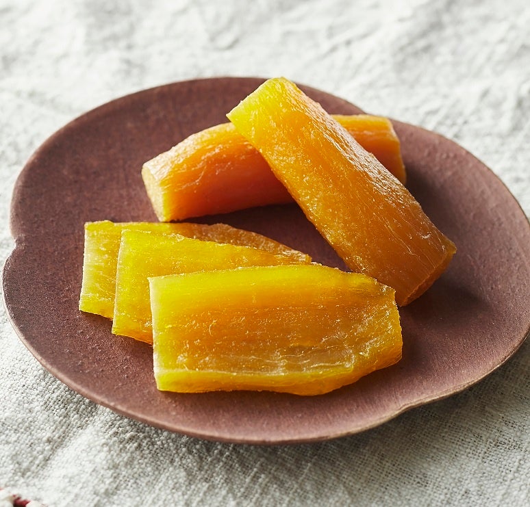  大分「いもや吉」 平干し芋(100g)670円、丸干し芋(130g) 778円