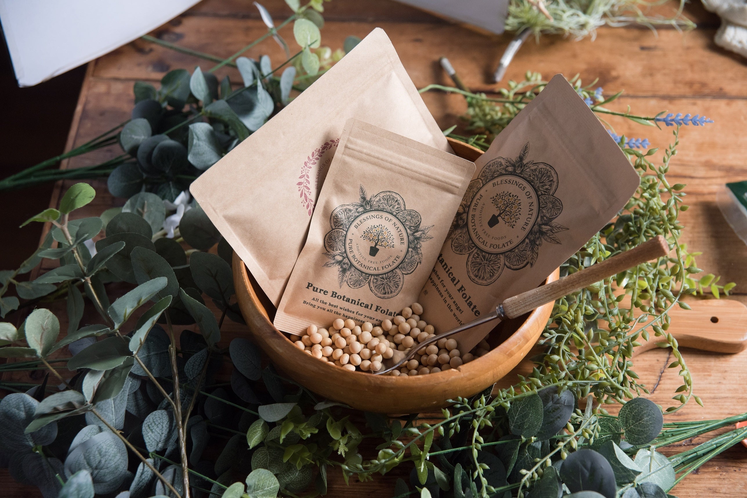 「レビールオーガニックス」葉酸サプリ90粒 5,378円　まめ鉄 8,618円