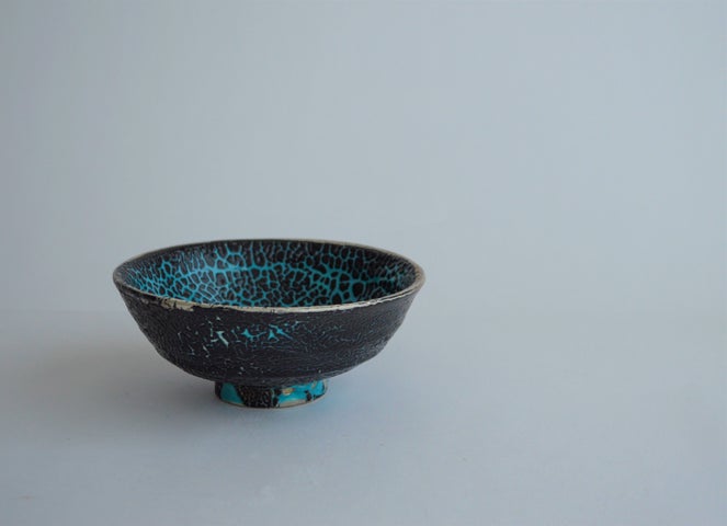 「lander blue茶碗」 （陶土・釉薬、直径14.5×高さ6㎝、共箱有） 49,500円（税込）