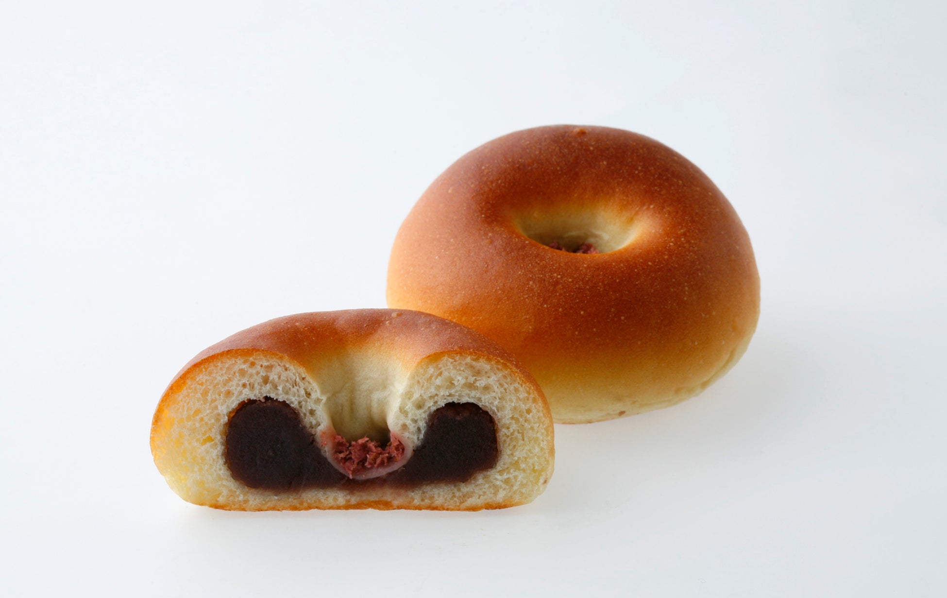 あんぱん好きにはたまらない企画 どっちも食べたい あんぱん食べ比べ 阪急うめだ本店で開催 株式会社阪急阪神百貨店のプレスリリース あんぱん好きにはたまらない企画 どっちも食べたい あんぱん食べ比べ 阪急うめだ本店で開催 株式会社阪急阪神百貨店のプレスリリース