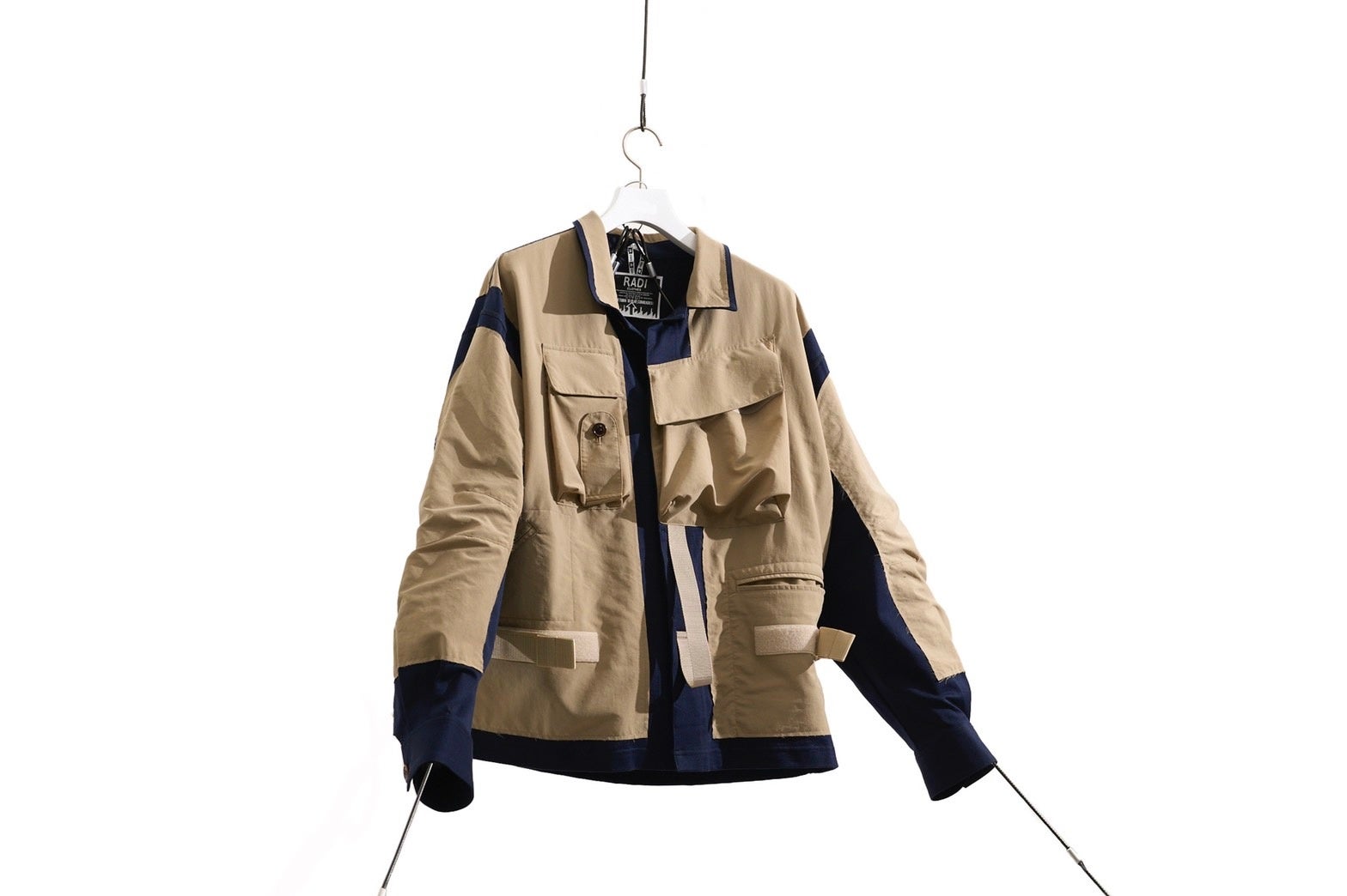 阪急メンズ東京 Fashion Youtuberなかむ 倉石一樹プロジェクトブランド Radi Clothes が阪急メンズ東京に登場 週末にはフリーマーケットを開催 株式会社阪急阪神百貨店のプレスリリース 阪急メンズ東京 Fashion Youtuberなかむ 倉石一樹プロジェクトブランド Radi Clothes が阪急メンズ東京に登場 週末にはフリーマーケットを開催 株式会社阪急阪神百貨店のプレスリリース