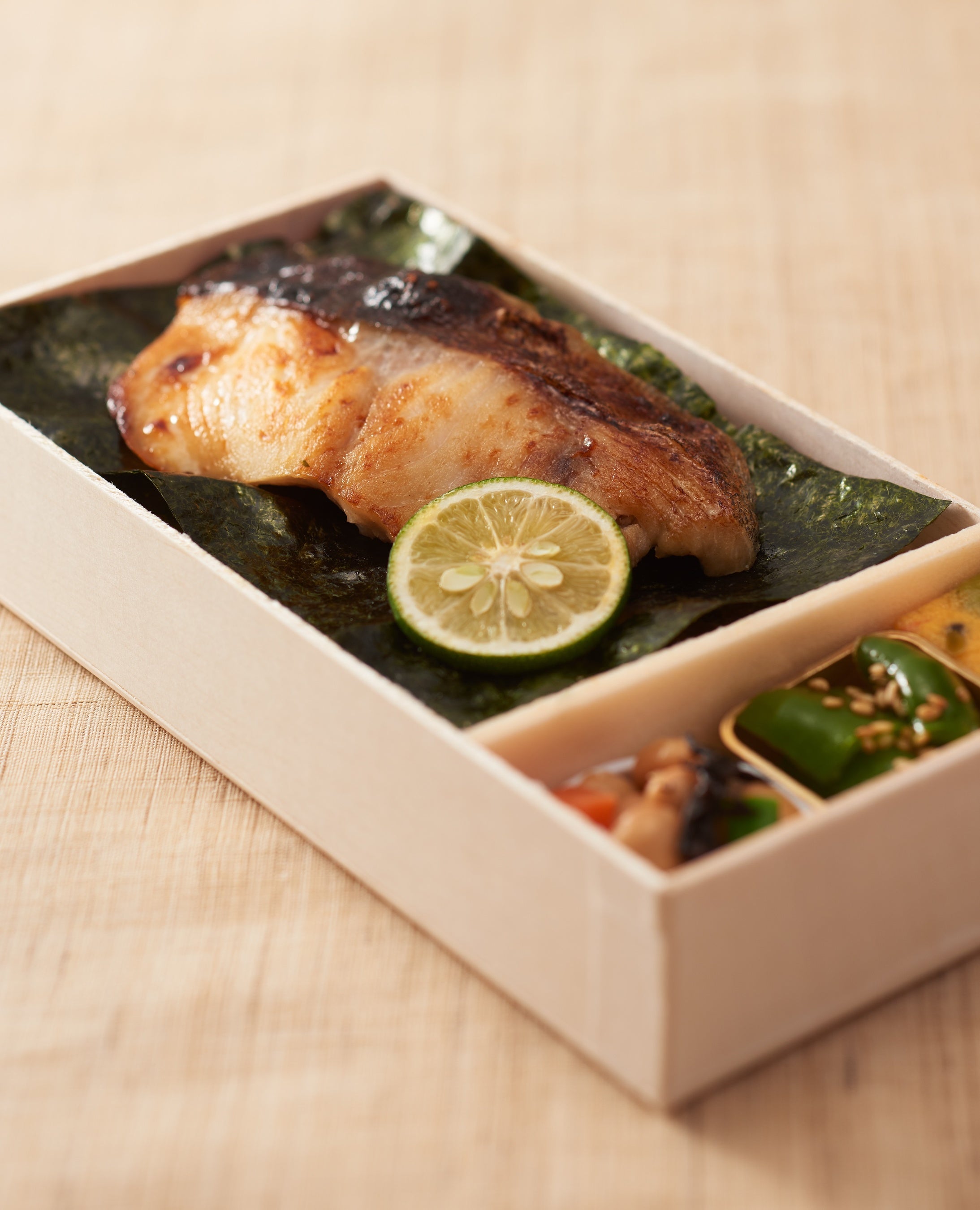 「NORI の海苔弁【銀だら西京焼】」 1,296 円