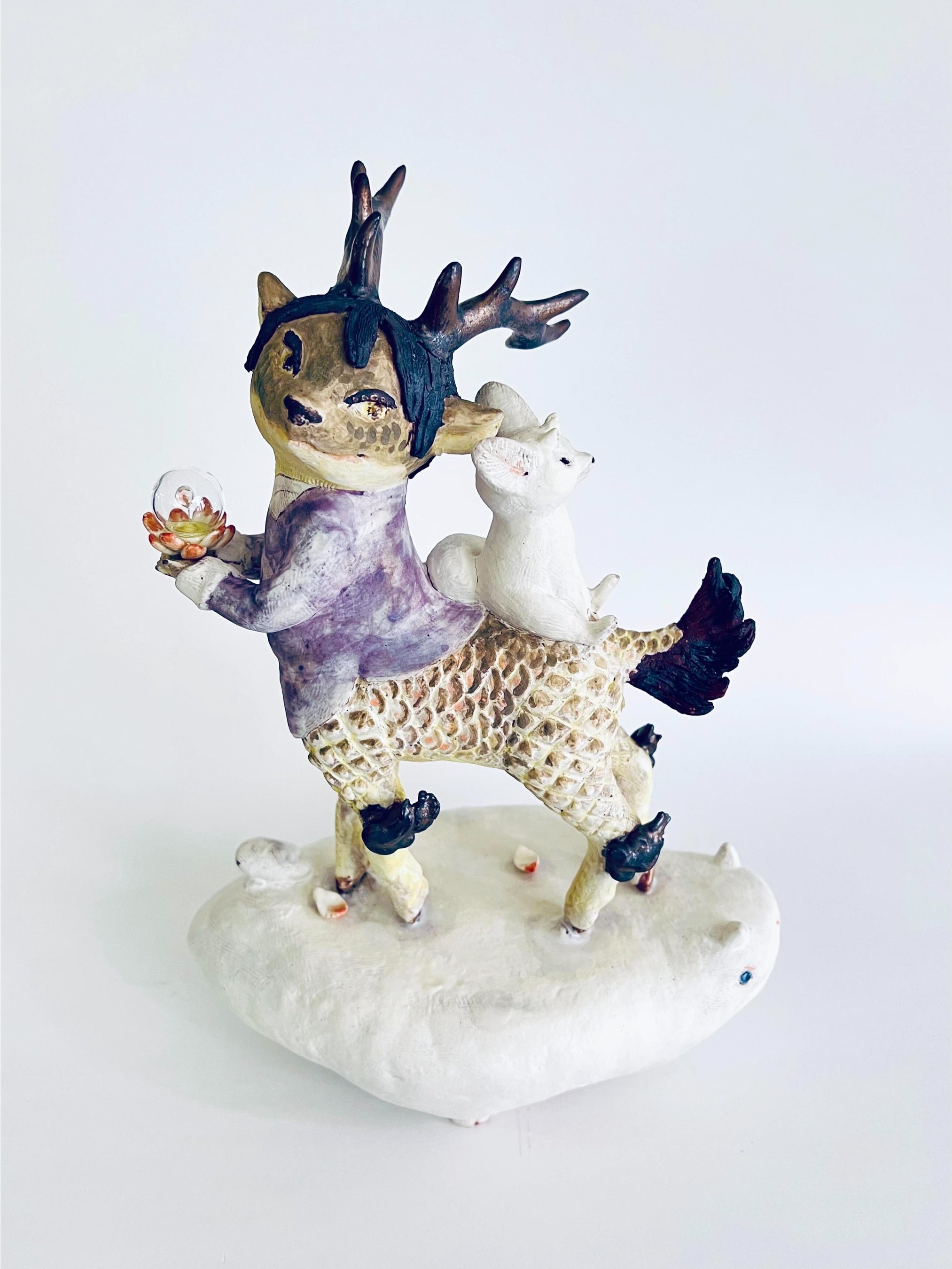 星野菜月「麒麟」 （陶芸、11.3×20×24㎝） 110,000円