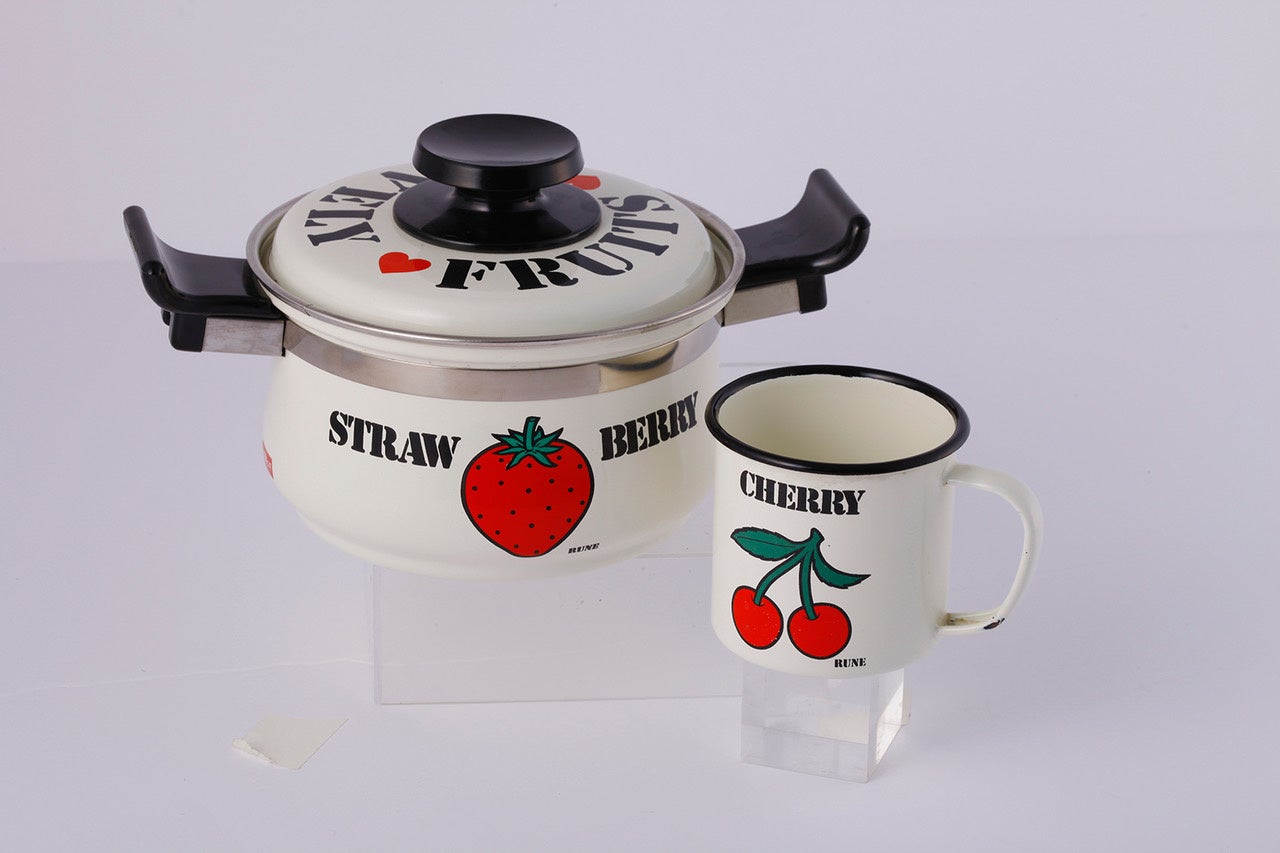 STRAWBERRY ホーロー両手鍋　CHERRY ホーローカップ