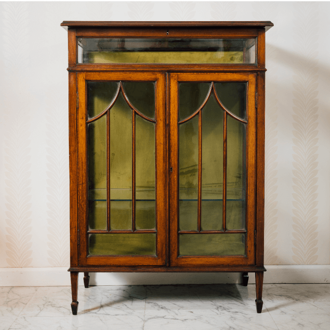 エドワーディアン ネオクラシカル様式ショーケース  （1905年頃、幅75×奥行41.5×高さ106cm、英国）715,000円