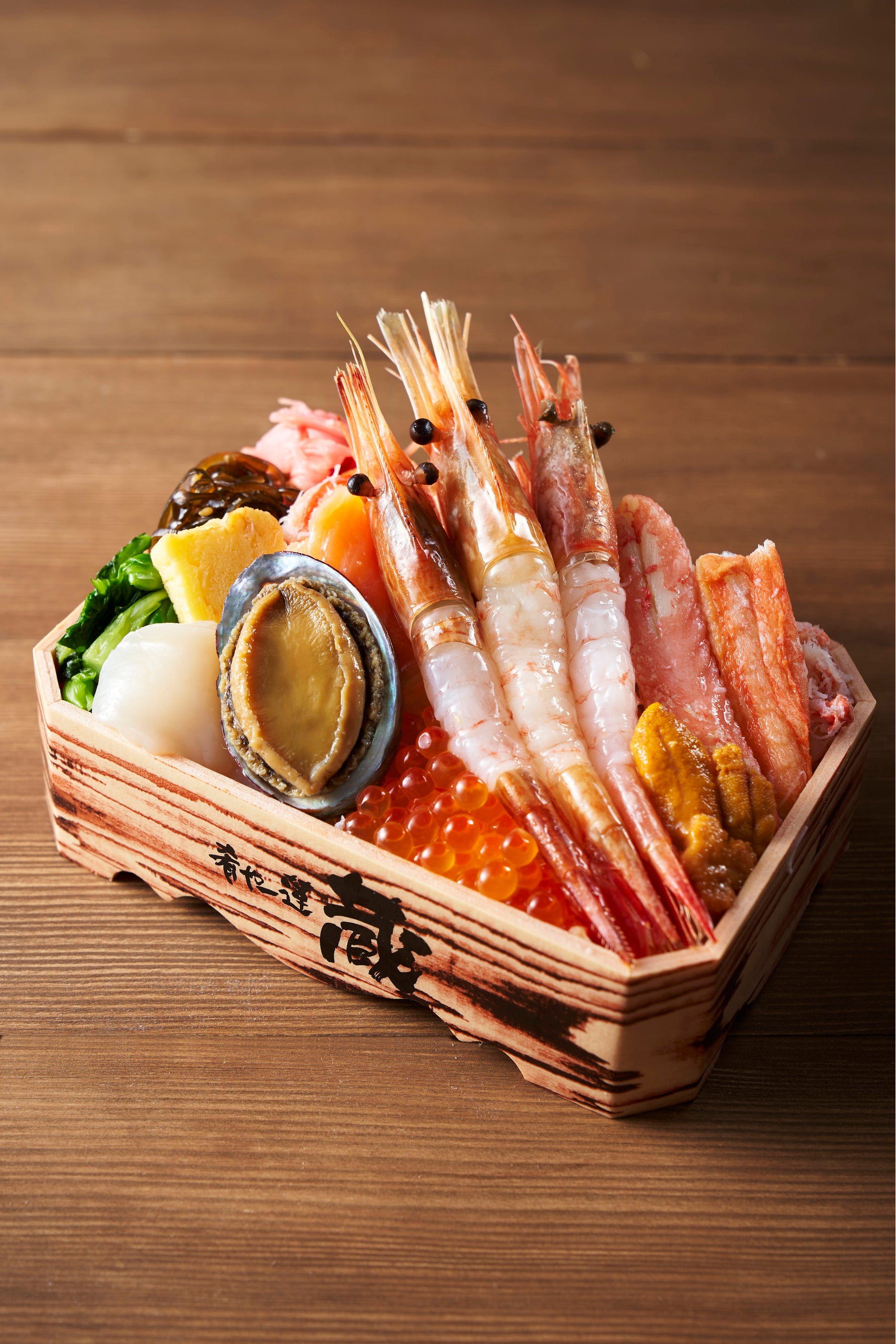 「肴や一蓮 蔵」 三大エビ食べ比べ弁当 （1人前）2,700円［各日限定150］