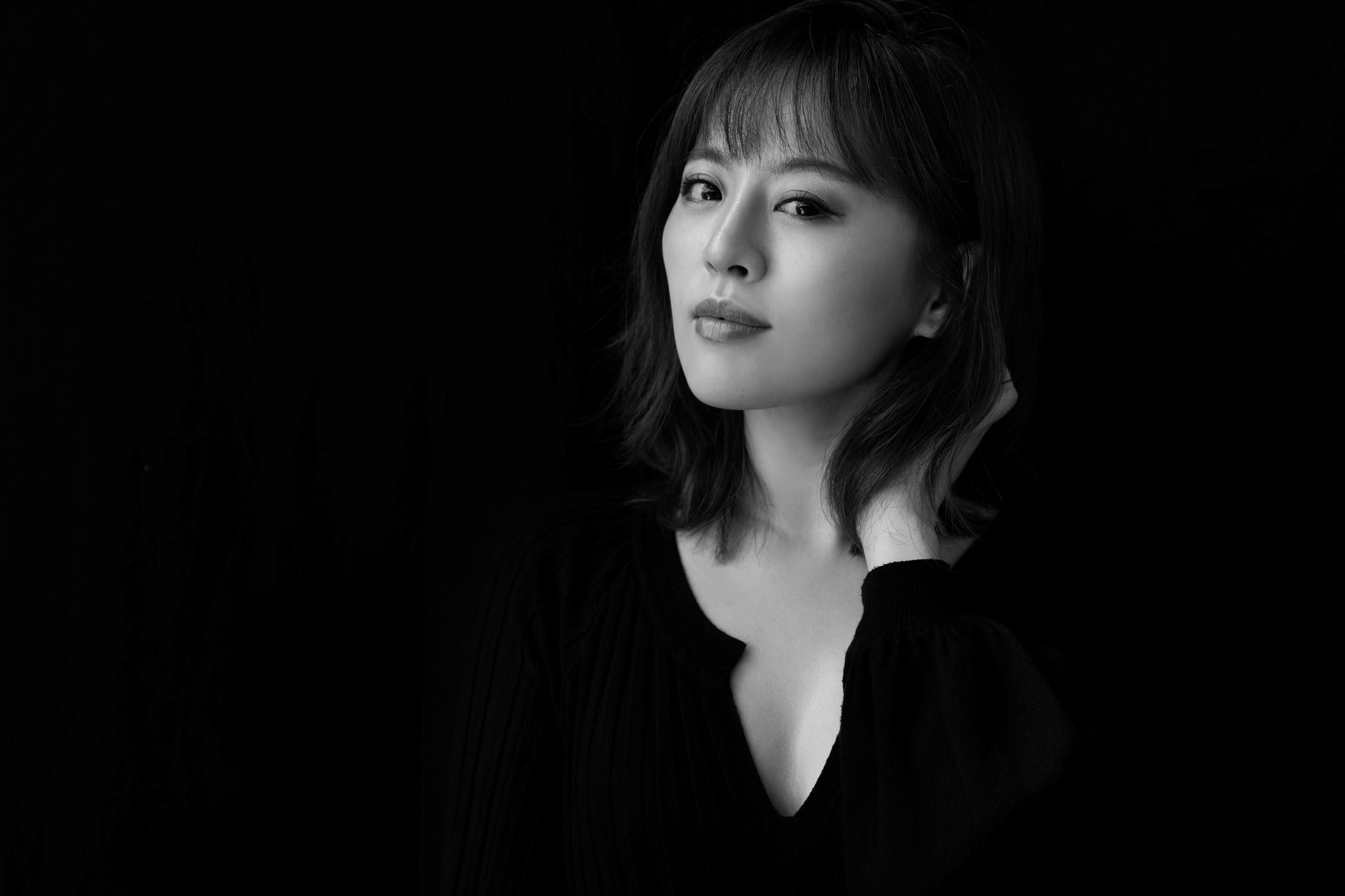 真衣ひなの／元宝塚歌劇団星組 娘役