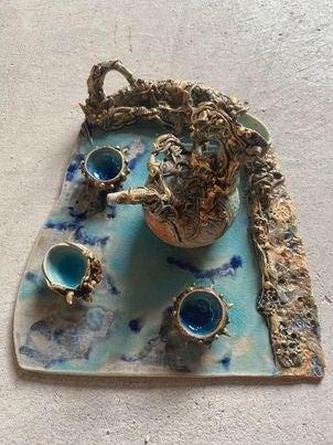 「泡盛古酒の酒器セット[波の音を聴き乍]」 （23×21cm[プレート]、箱なし） 121,000円（セット価格）