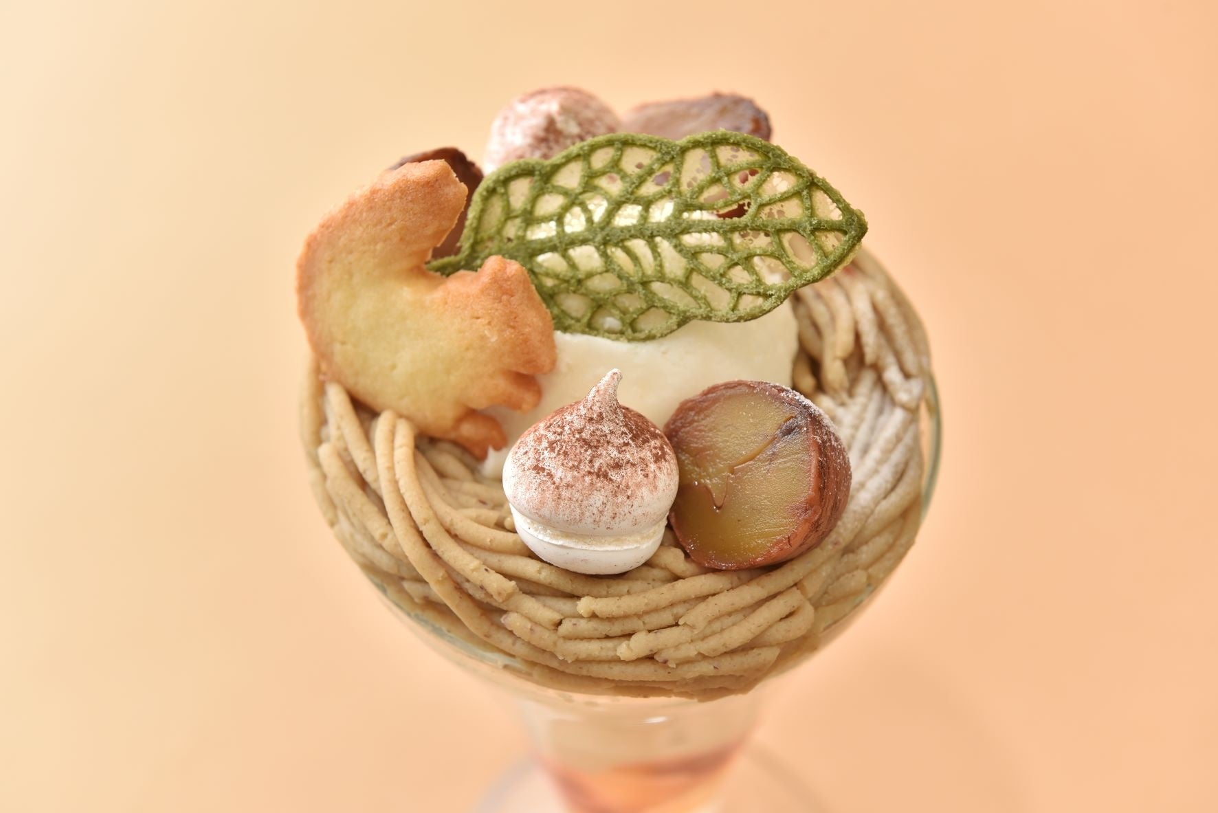 「丸福珈琲店」 森のモンブランセット （ドリンクセット）1,600円 （単品）1,200円