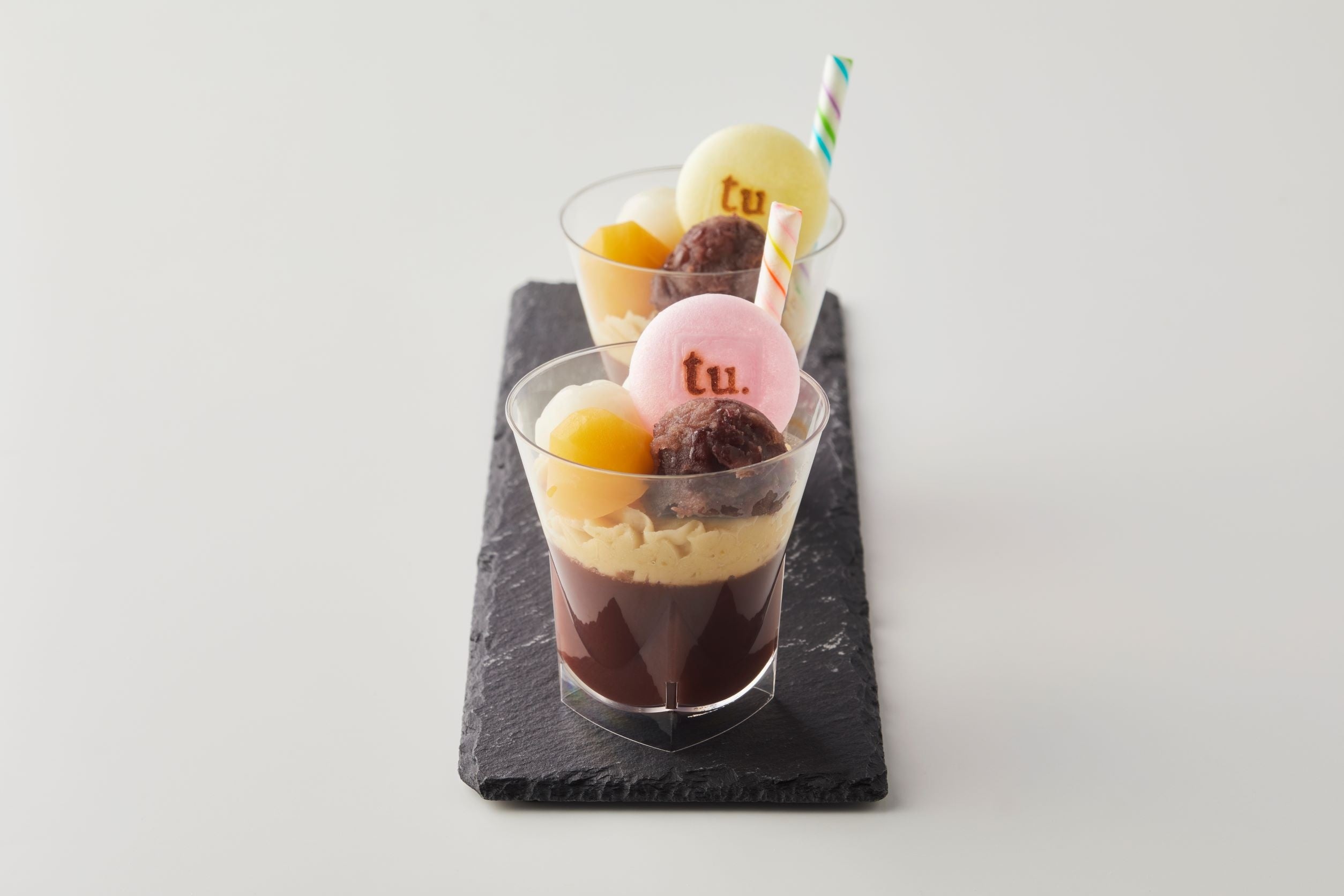 「tubara ｃafe」カフェのおやつ （1個）648円[各日販売予定数100]