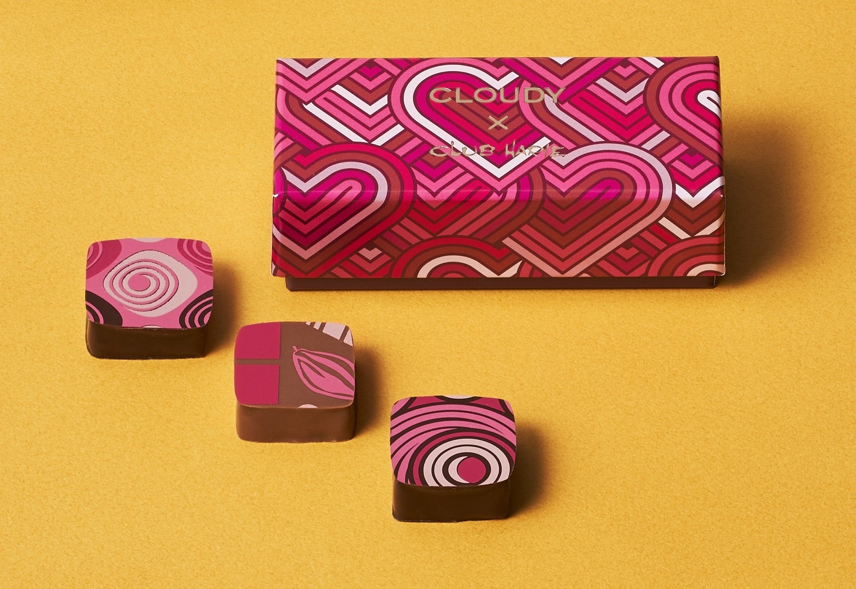 「CLOUDY × CLUB HARIE 」ショコラアソート ガーナ（“ガーナ産カカオ豆”のカカオマスに占める割合55％、３個入り 日本製）1,728円