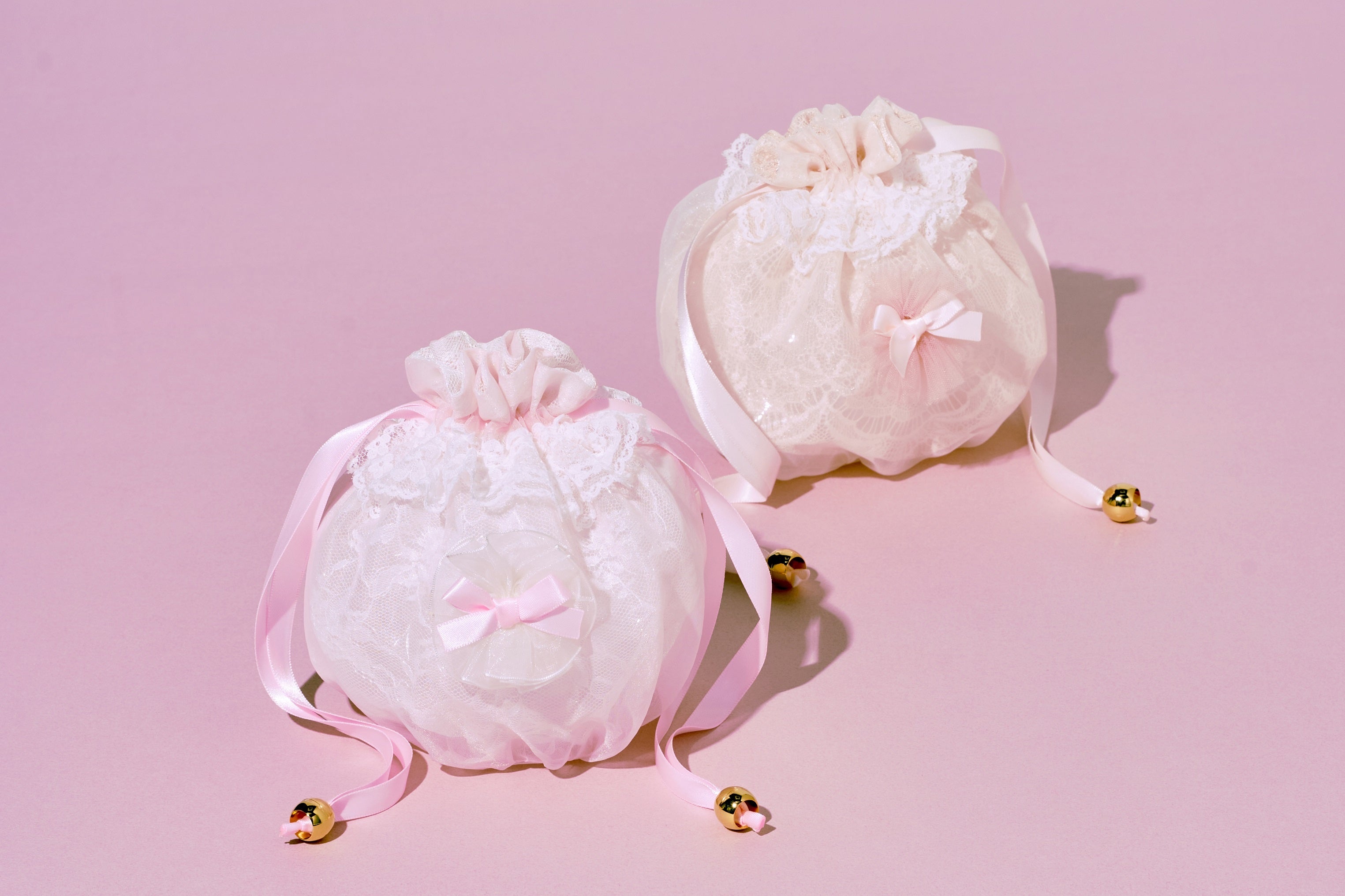 「Melt Heart（メルトハート）」Sheer tutu pouch 各5,280円