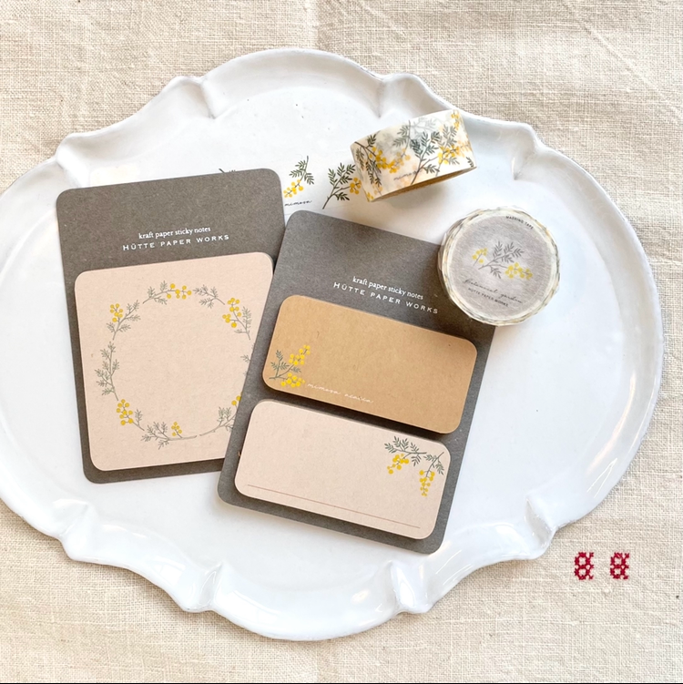 「Hütte paper works （ヒュッテペーパーワークス）」  最新作！ミモザ柄のクラフト付箋紙 各550円 ミモザ柄のマスキングテープ （20mm×6m）440円