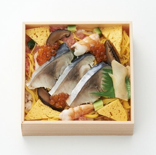「鯖幸」金華鯖入りチラシ寿司(1折)1,296円