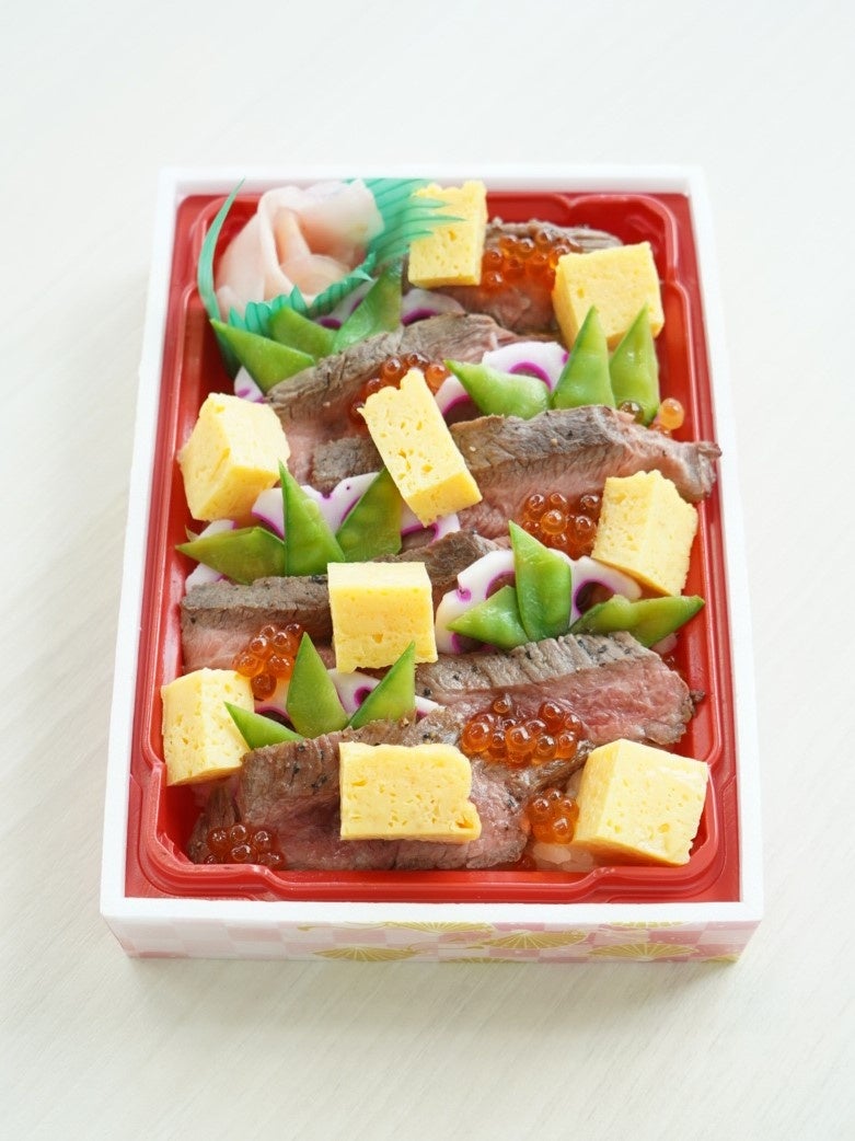 「牛めし つの田」佐賀牛の肉チラシ寿司（1折）1,998円