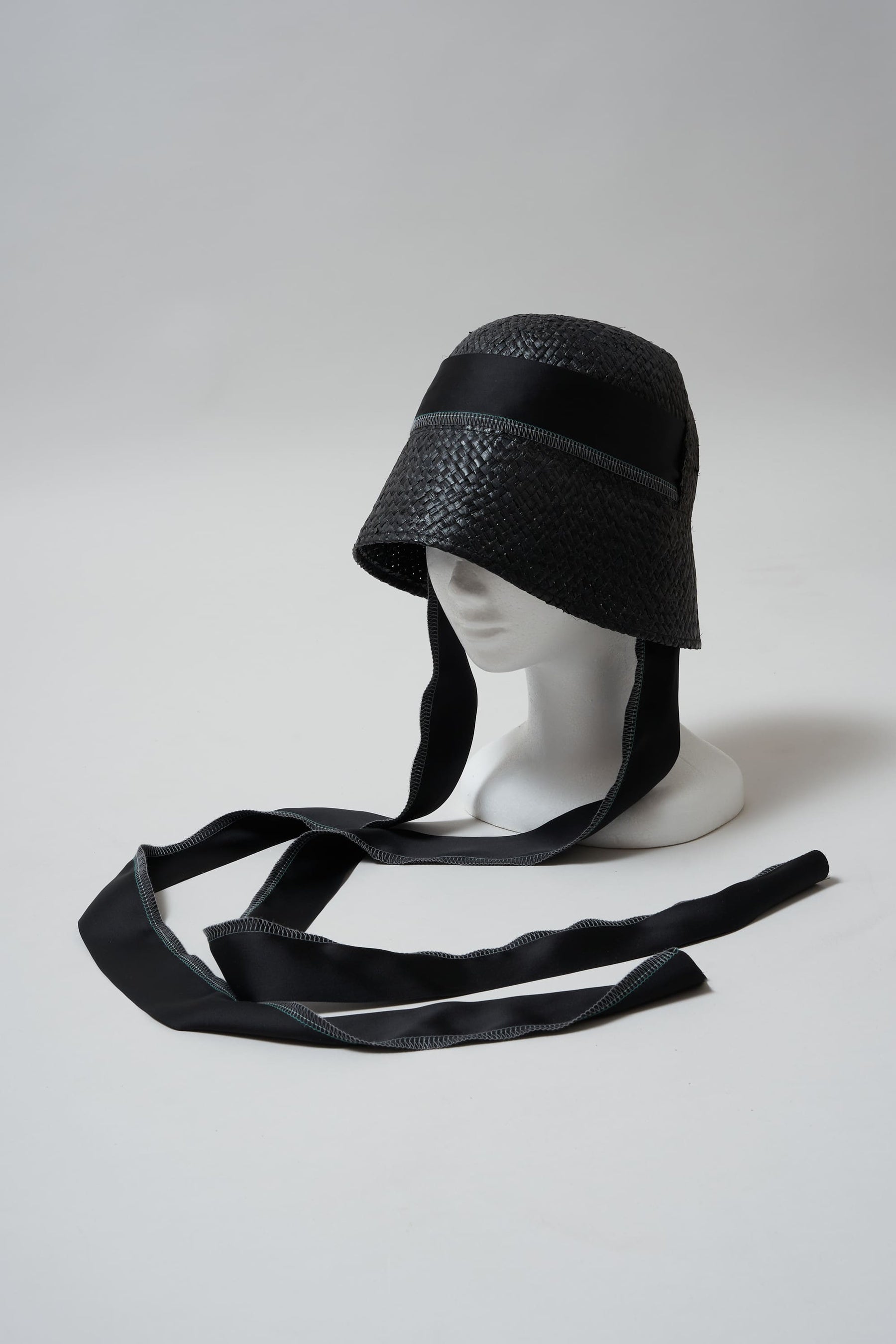 OVER YOUR EYES WITH KIJIMA TAKAYUKI，カラー：NATURAL・BLACK，価格：26,400円（税込）