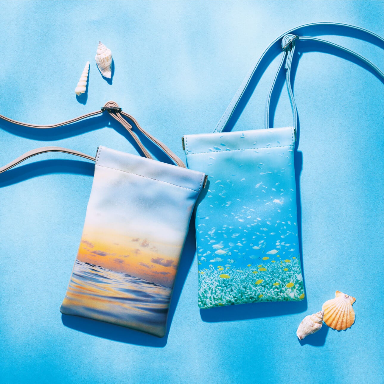 バネ口スマホポシェット　（約19×21cm） 各2,970円