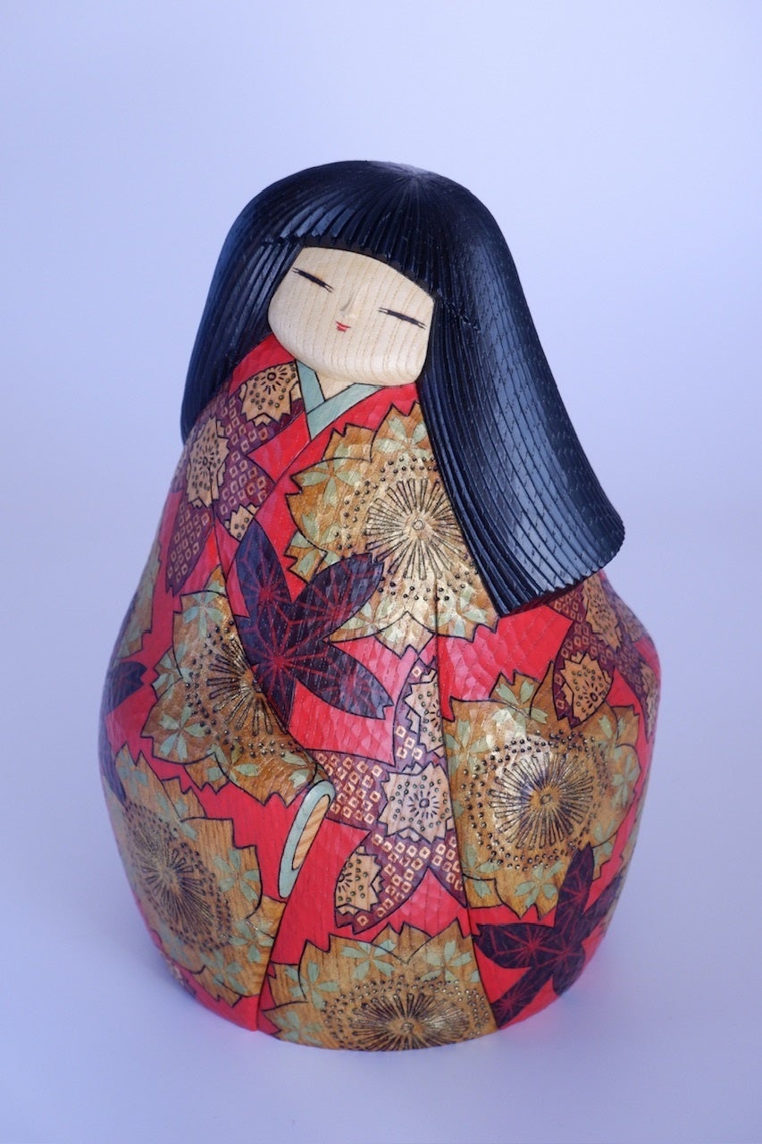 「謳春」径18.5×高さ25cm 330,000円