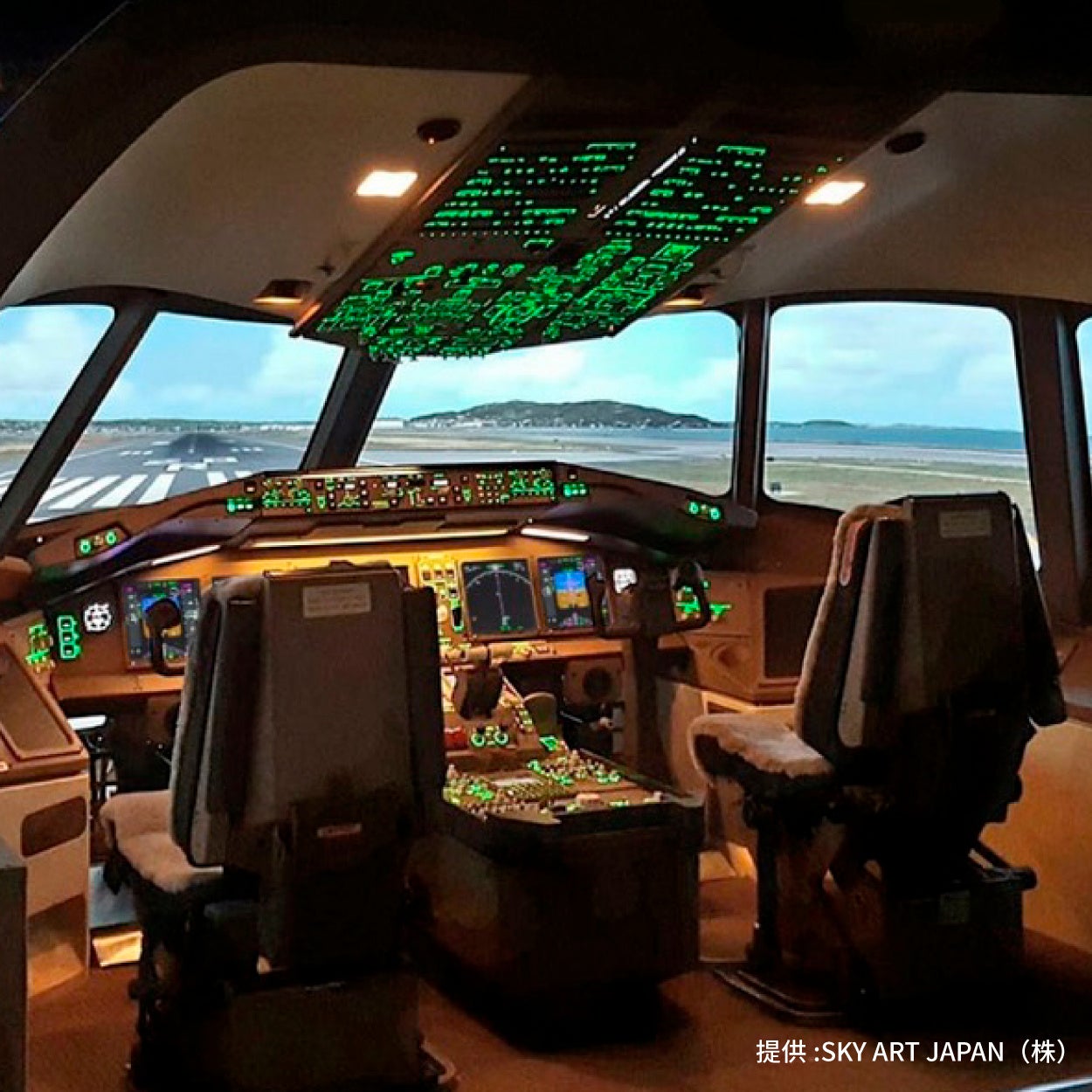「ボーイング777」フライトシミュレーター 　【限定1名様】77,700,000円から