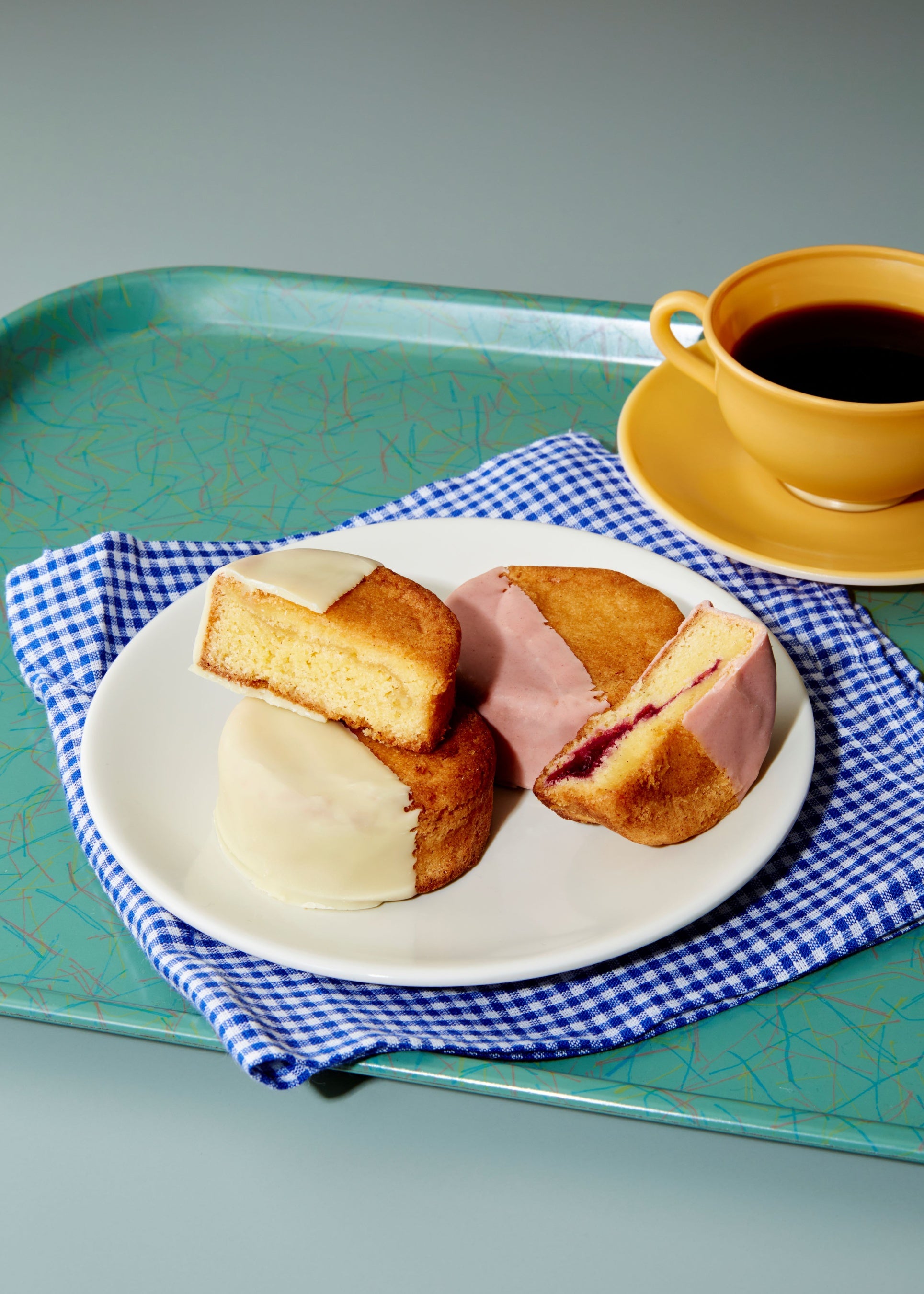 「パーラーハナ バイ エスエヌ」 フルーツソフトクッキー （1枚）各520円[各日販売予定数各50]◎前半