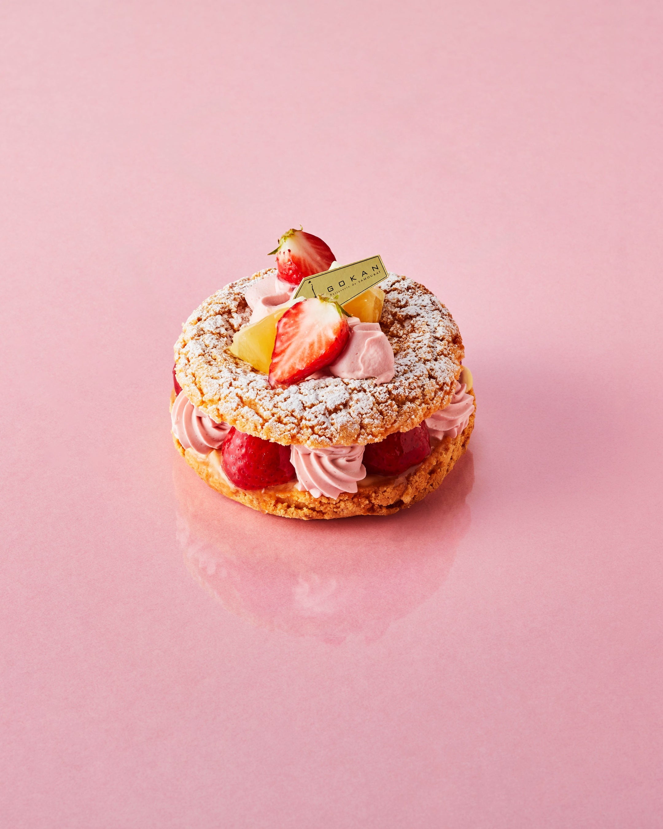 「五感」苺と日向夏のパリブレスト ¥2,376