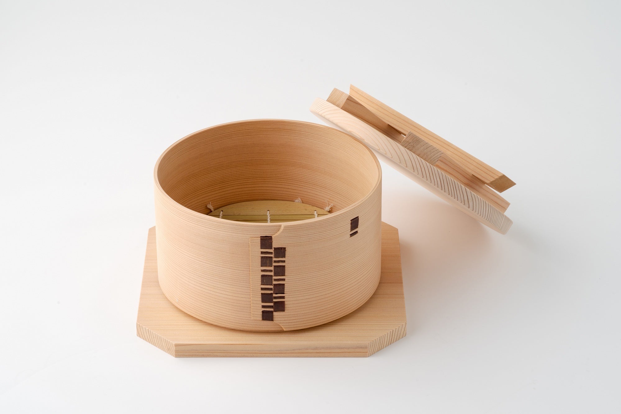 【阪神梅田本店】ぬくもりを感じる木工芸品を特集！暮らしを彩る職人技が大集合する「匠の手しごとフェア」