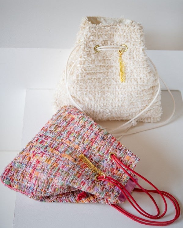 【阪急うめだ本店】イタリア発の名入れ刺繍ブランド「リカーミ・ヴェロニカ」と「シャルマントサック」のコラボ実現!数量限定バックにその場で名入れも。世界にひとつの特別アイテムが登場