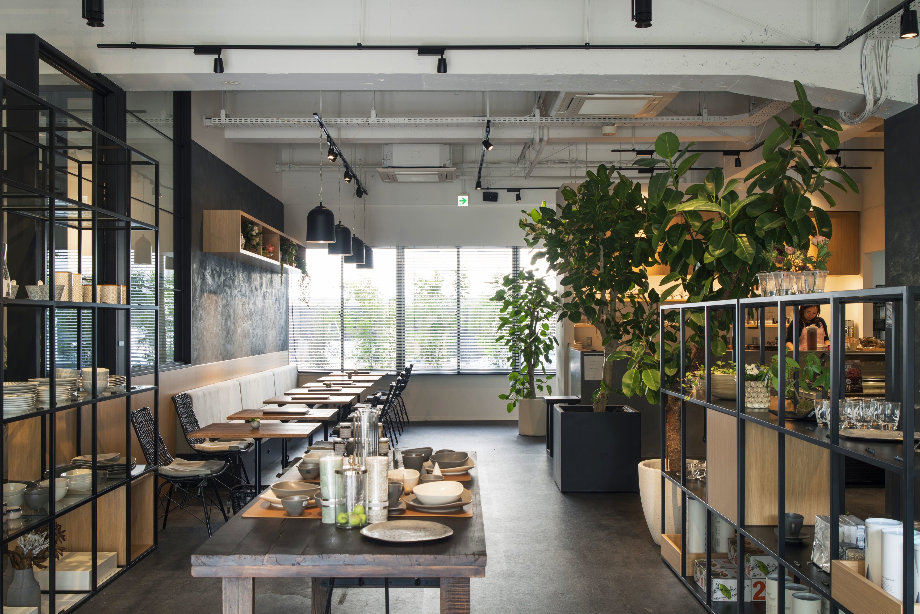 箕面のショップ