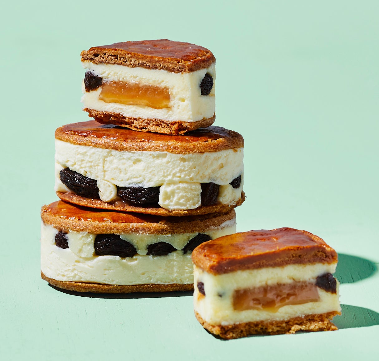 兵庫「プノール」 ※９日（水）から キャラメル専門店が贈るレーズン バターサンド （6個入）3,501円