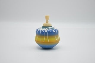 西 崇「どこかで遊んだ」（ 磁土、 5 × 5.5 × 5.5 cm）価格： 15,400円(税込)