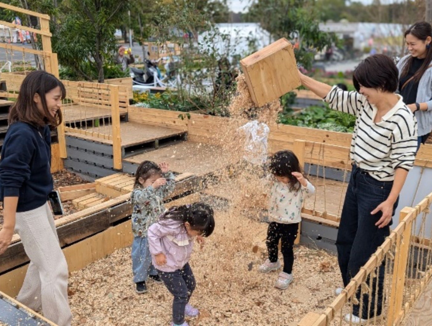 メインガーデン「ACTIVE GARDEN」(触覚エリア)