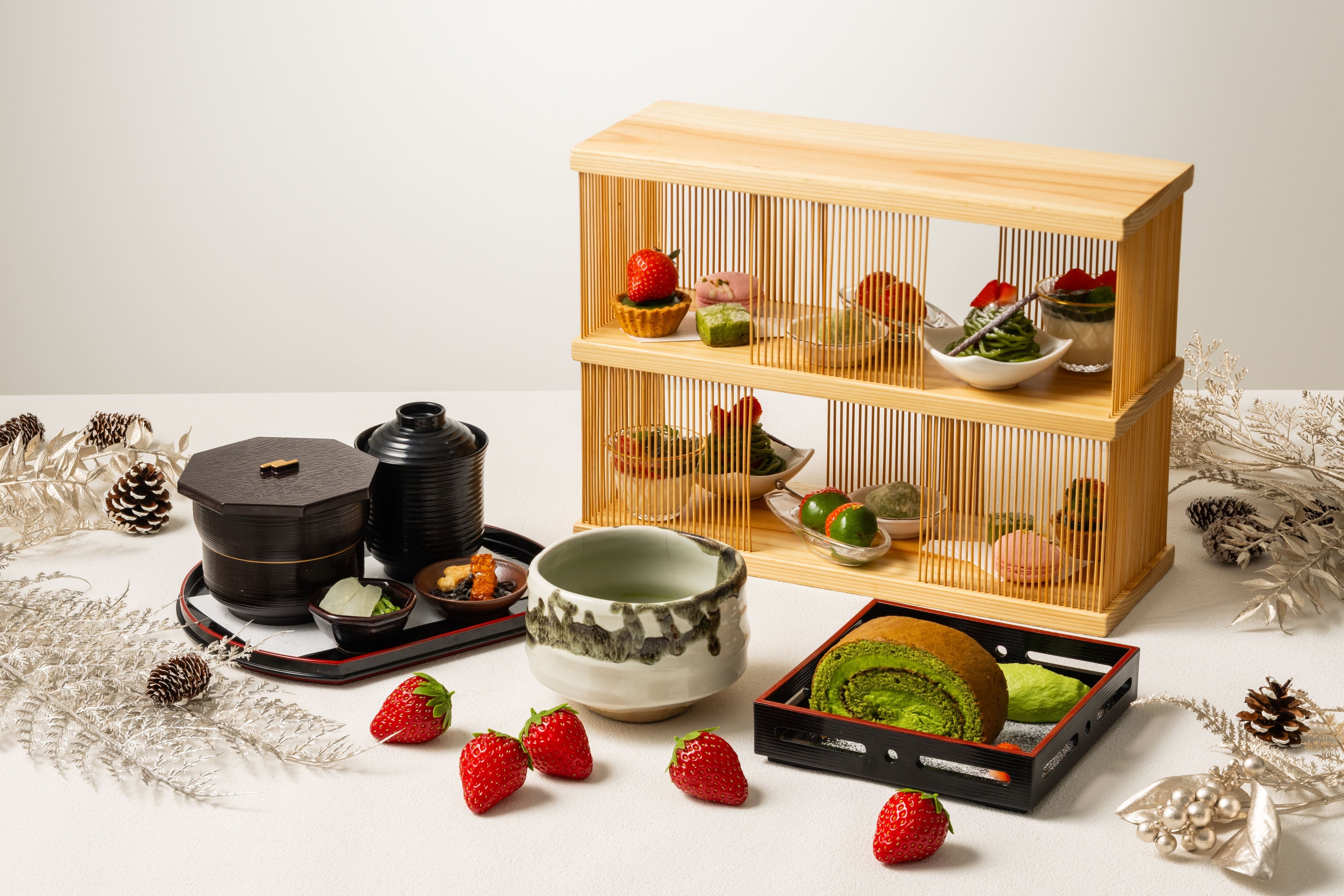 12/1発売！濃厚抹茶と国産いちごを味わう冬限定「茶フタヌーンティー