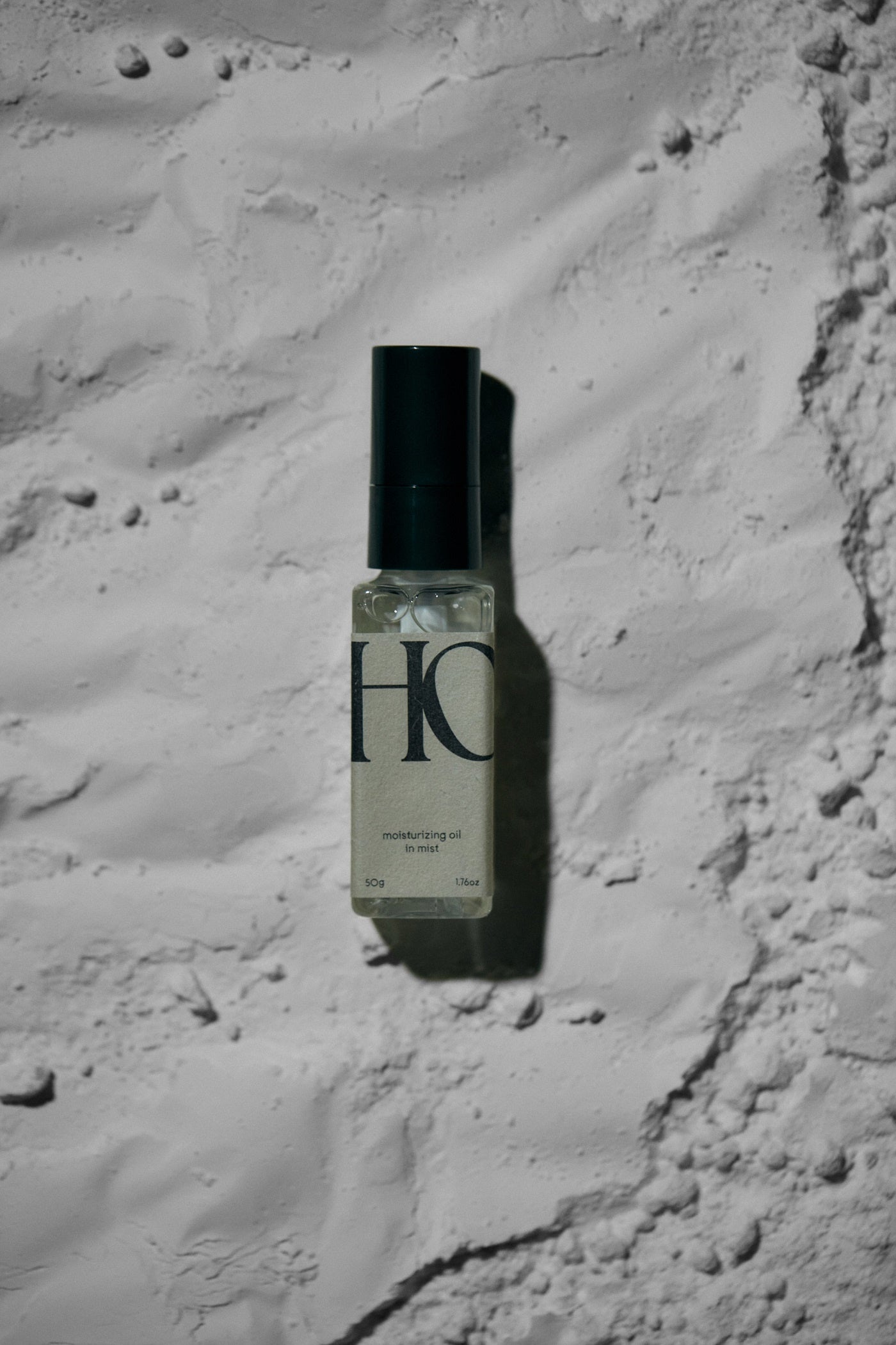 HOL moisturizing oil in mist ¥4,950 (taxin)