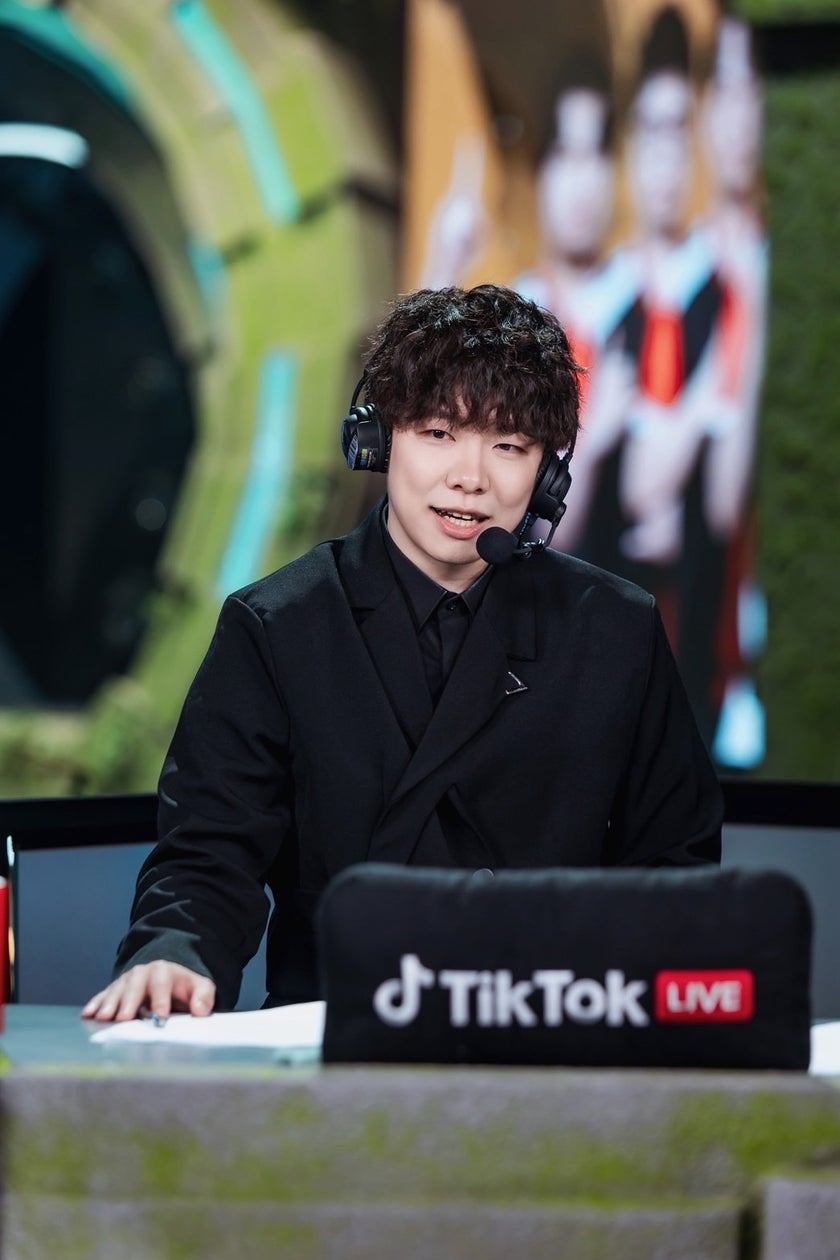 第五人格人気実況者たくと氏、HUG&SHAKEに経営参画! 第五人格人気実況者たくと氏、HUG&SHAKEに経営参画!