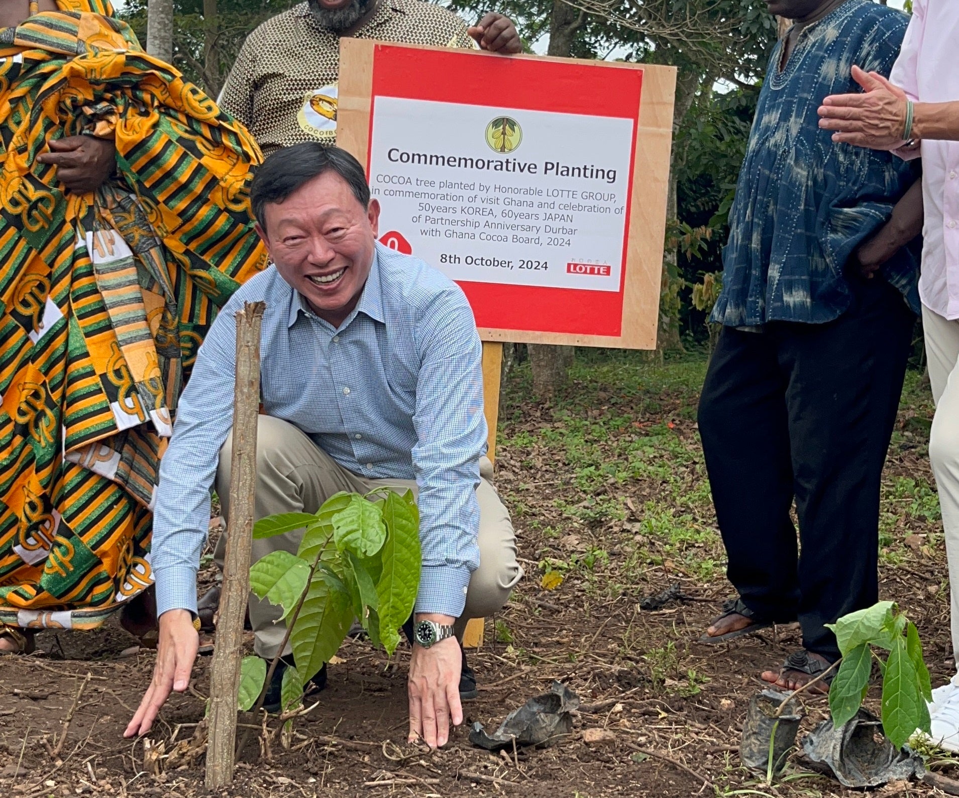 贈呈された苗木