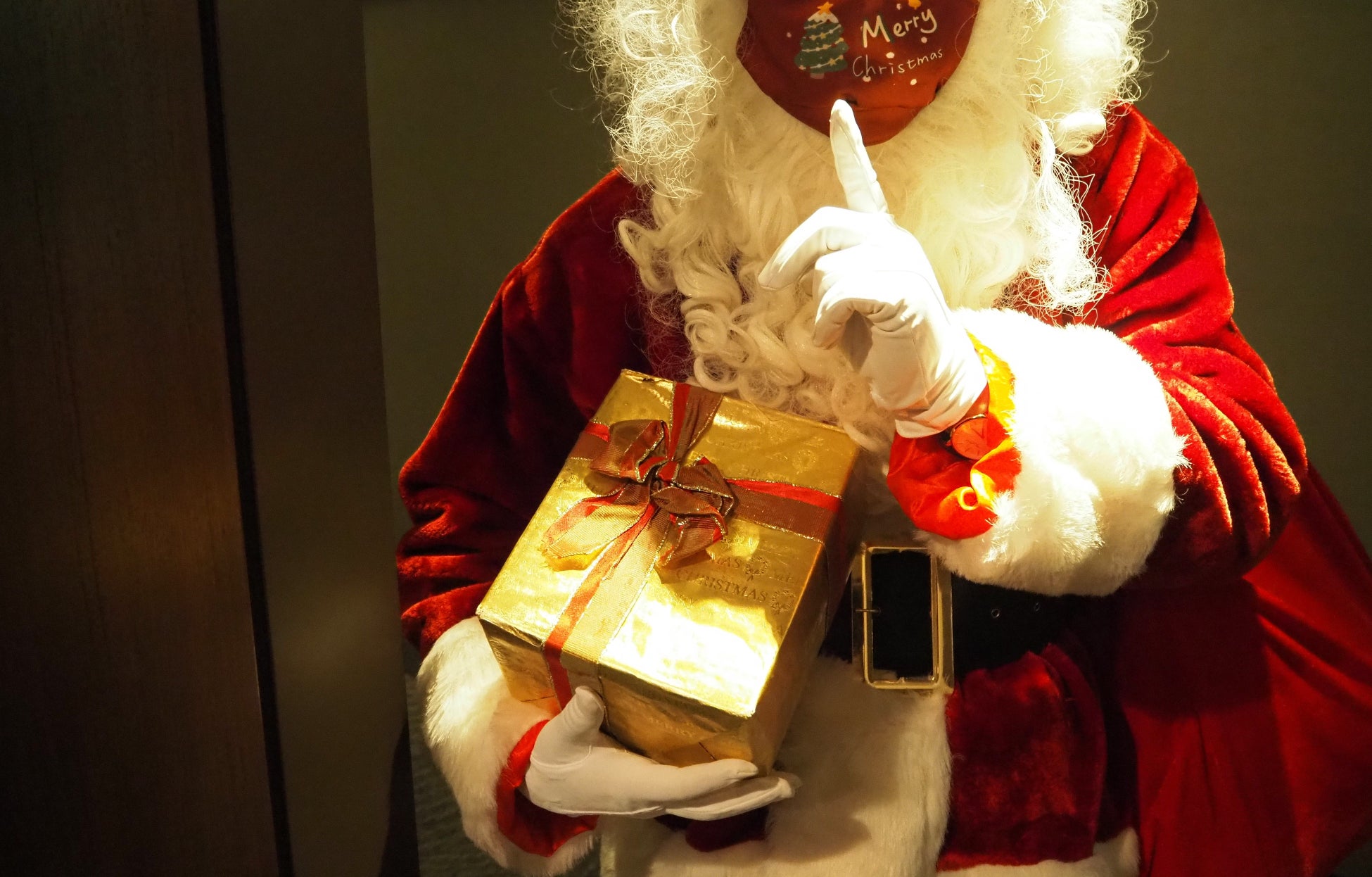 サンタクロースがプレゼントをお届け 6年ぶりの 休日クリスマス はホテルでゆったりhappy Merry Christmas 株式会社ニュー オータニのプレスリリース サンタクロースがプレゼントをお届け 6年ぶりの 休日クリスマス はホテルでゆったりhappy Merry Christmas 株式会社ニュー オータニのプレスリリース