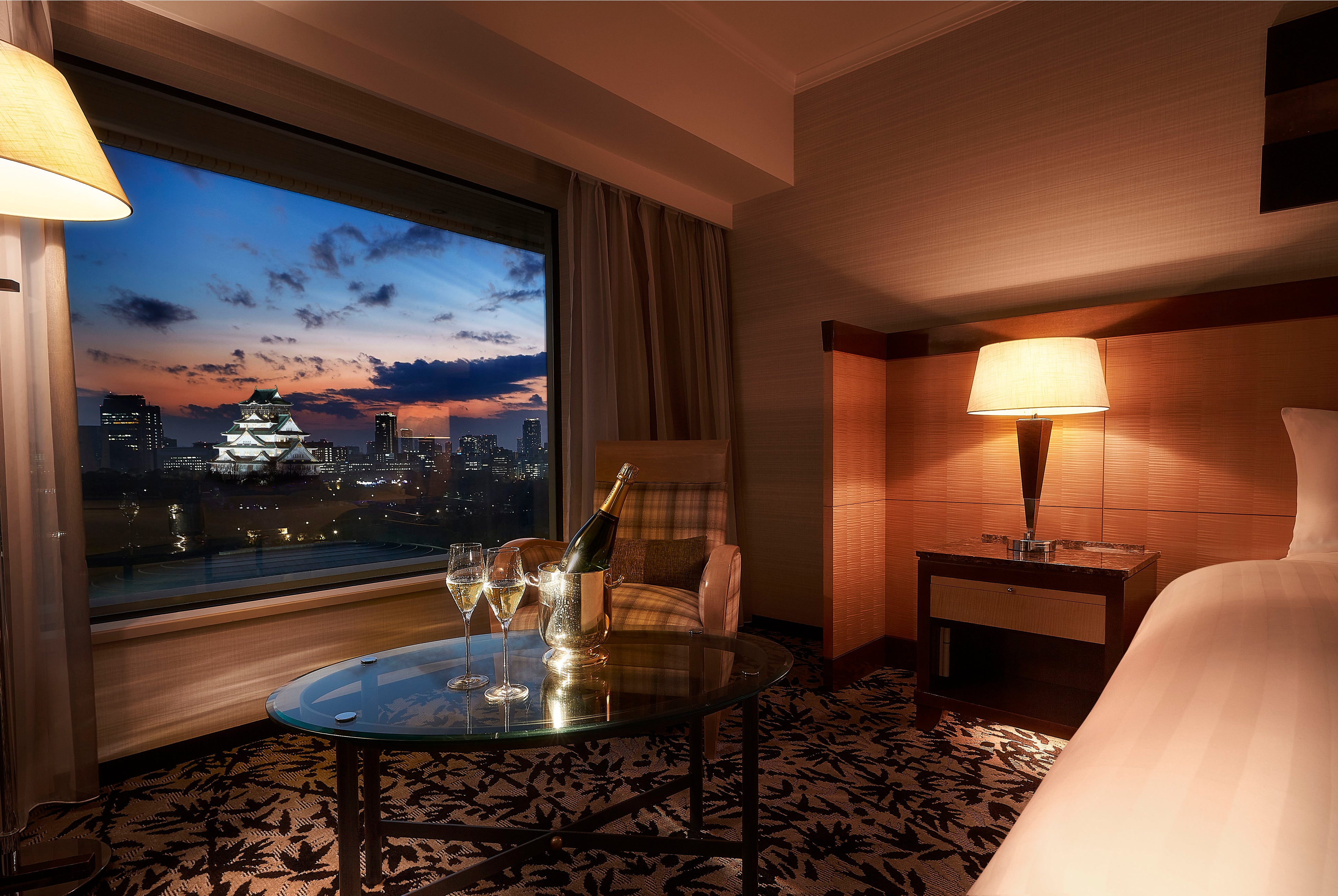 ラグジュアリースイート（大阪）