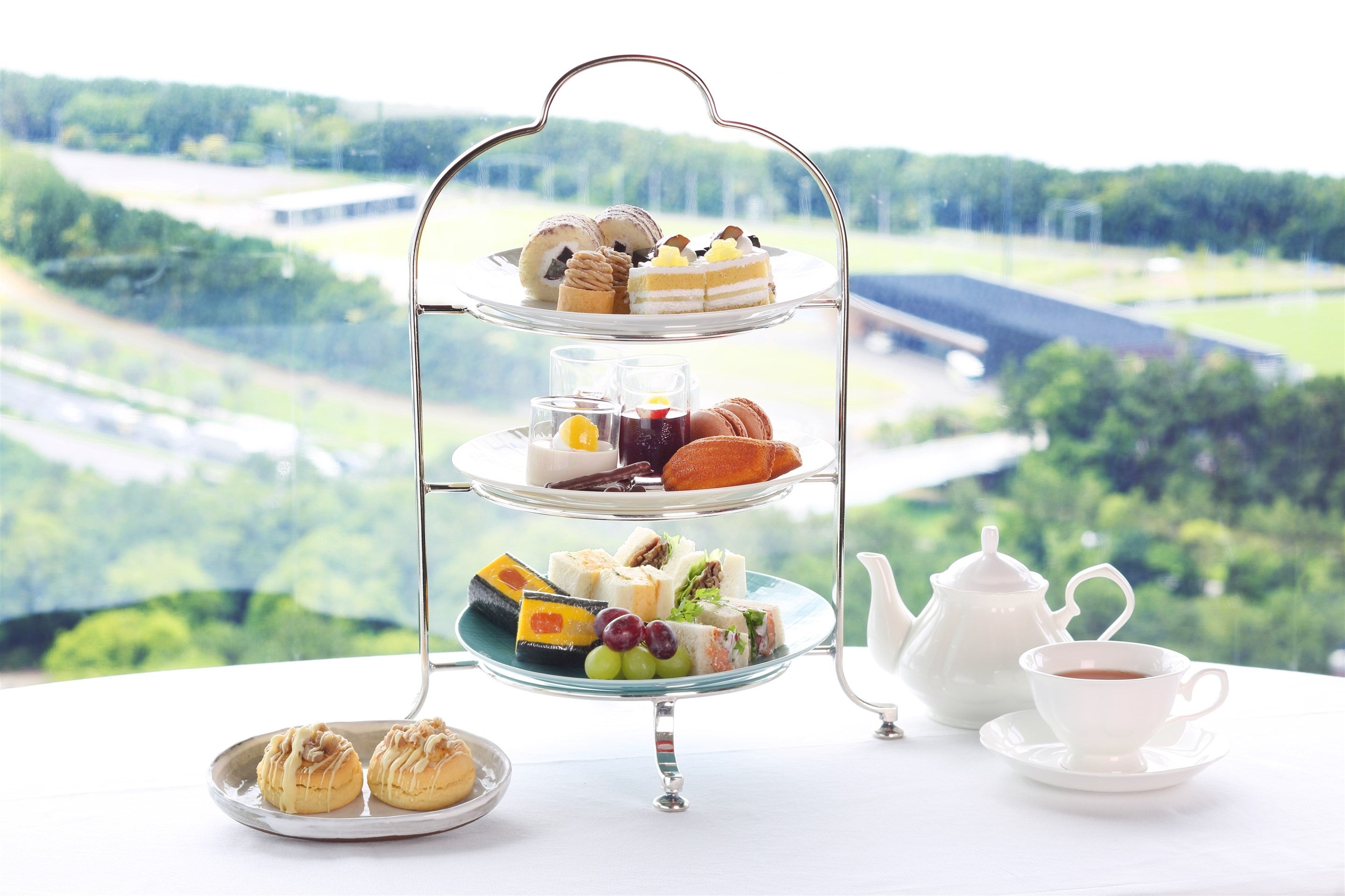 ペントハウスラウンジ「ベイコートカフェ」