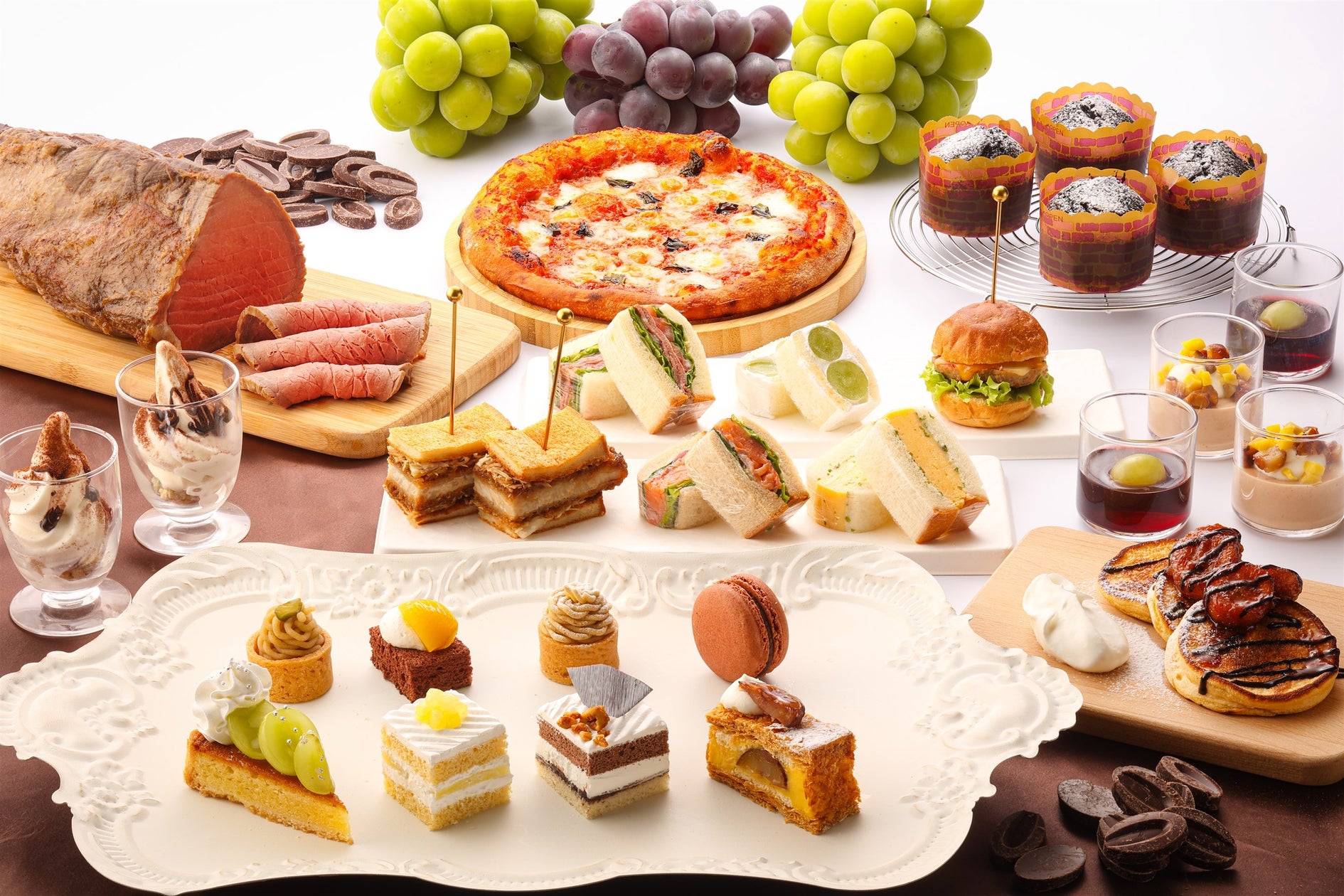2種類のスーパースイーツに、栗、ぶどう、チョコレートも味わえるビュッフェを1ヵ月限定で開催! | 株式会社ニュー・オータニのプレスリリース