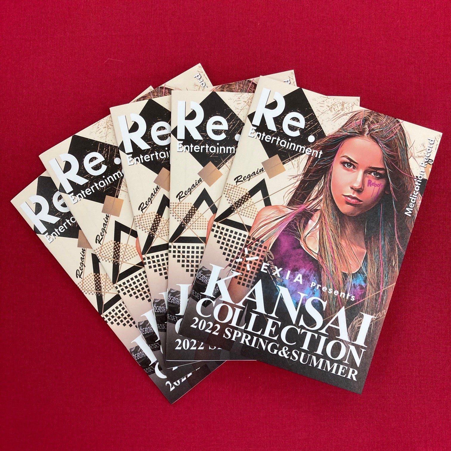 EXIA Presents KANSAI COLLECTION 2022 S／S.　おくすり手帳