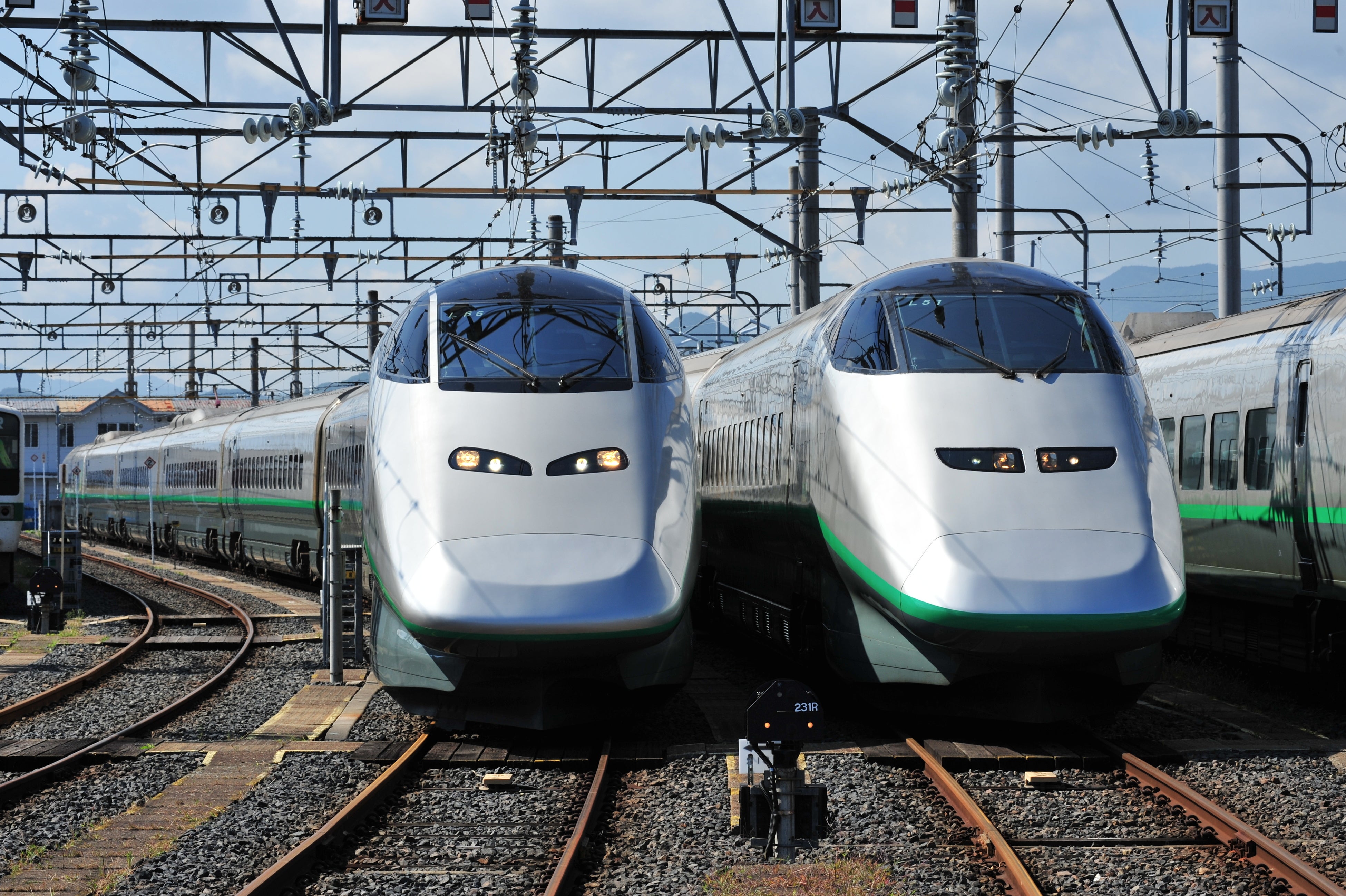 山形新幹線E3系の座席シートを使用したマットを新発売します！ | JR