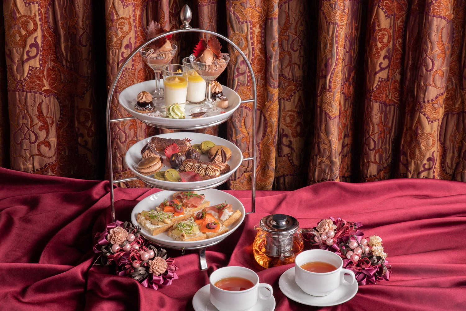 レガート　バレンタインアフタヌーンティーセット