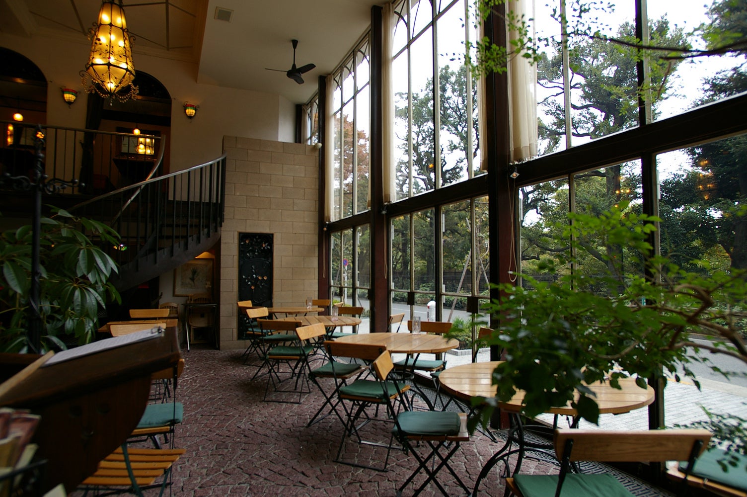 カフェ ラ・ボエム 新宿御苑