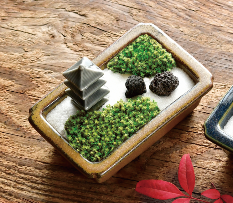 プレスリリース：「自分だけの枯山水の庭園を」手のひらサイズの浅型の