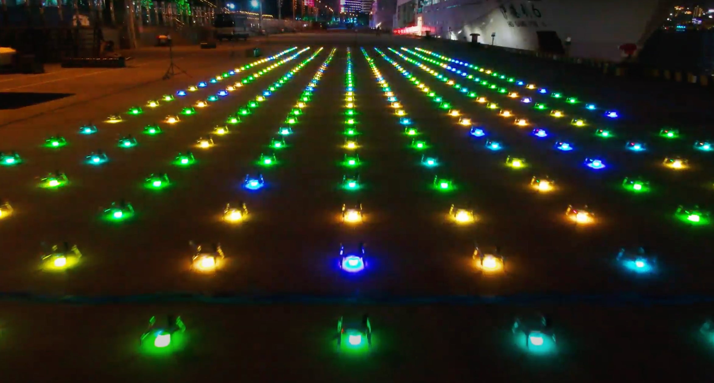 White Crow、10/26和歌祭わかうら花火大会にてドローンショーを開催〜1300年の歴史と新たな魅力を全国へ〜 | 株式会社White Crowのプレスリリース