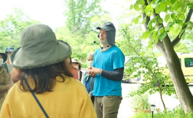 毎年大好評のスミザー氏によるガーデンウォーク付き宿泊プラン。庭づくりのエッセンスをじかに学ぶことができます。