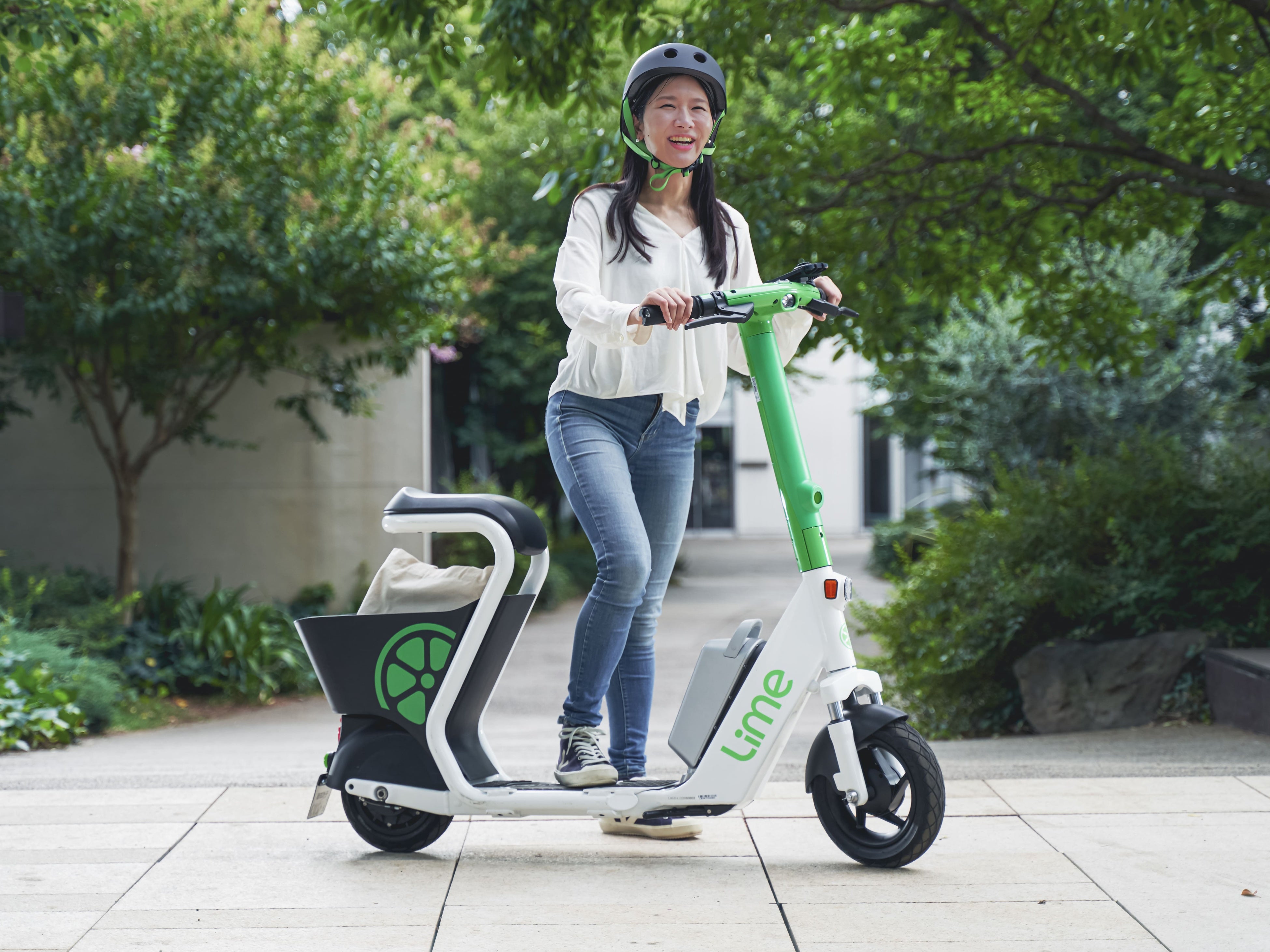 メルパルク横浜跡地のシェアモビリティ拠点「JP BAYSIDE HUB」にLimeが