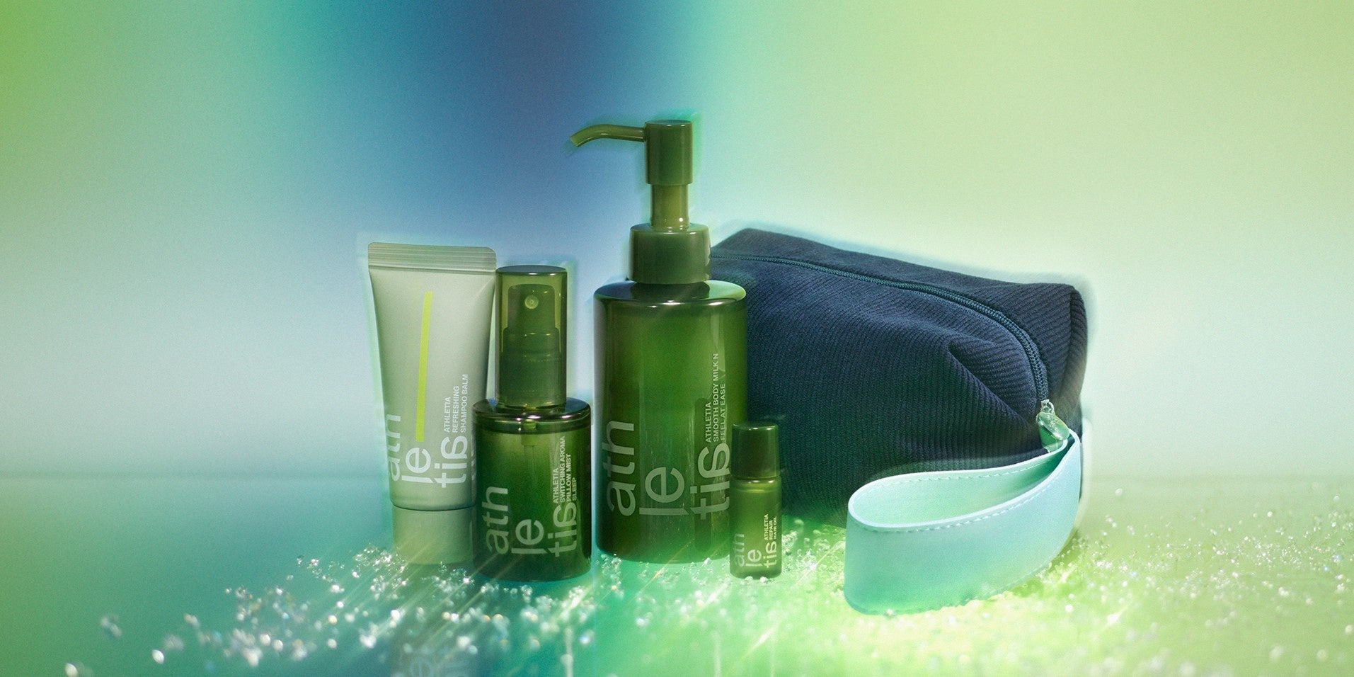 SUQQU＞2022年冬に限定発売し、大好評を博した「オイル リッチ グロウ