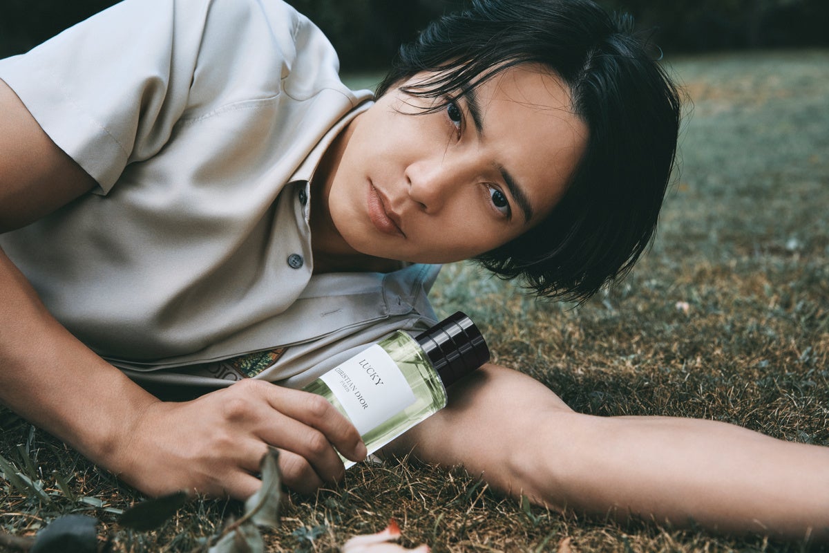 クリスチャン ディオールのラッキー チャームスズランにオマージュを捧げる香り ラッキー パルファン クリスチャン ディオール ジャポン株式会社のプレスリリース クリスチャン ディオールのラッキー チャームスズランにオマージュを捧げる香り ラッキー パルファン クリスチャン ディオール ジャポン株式会社のプレスリリース