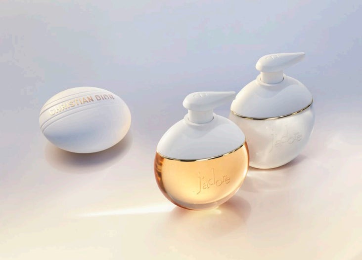 Dior ボディミルク ハンドクリーム セット ディオール ジャドール ジャドールから白い花々の柔らかな香りに包まれる新ボディ ケア